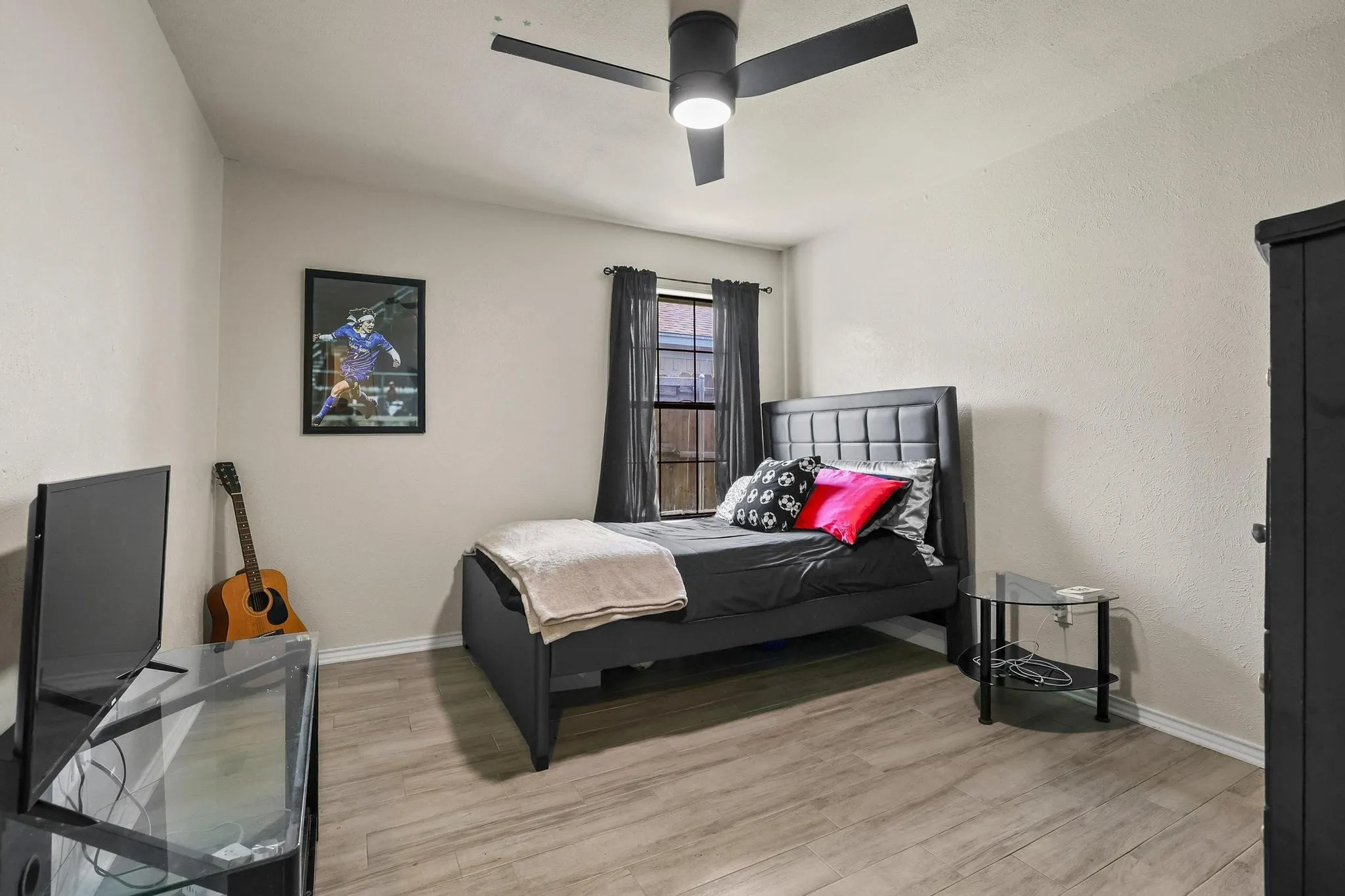 Single Family Residence For Sale in Hopkins County , 1804 Greenridge Court, Sulphur Springs, Texas 75482, 4 Bedroom, 2 Bathroom, 2 Garage spaces, 2,023 Sqft, built in 1987, mls#21308430, Real Estate Agent in Sulphur Springs, Homes For Sale in Hopkins county, Homes For Sale in Sulphur Springs, Realtor in Sulphur Springs Texas, Real Estate Brokerage Independent Realty Texas, Luminita Cordes Realtor