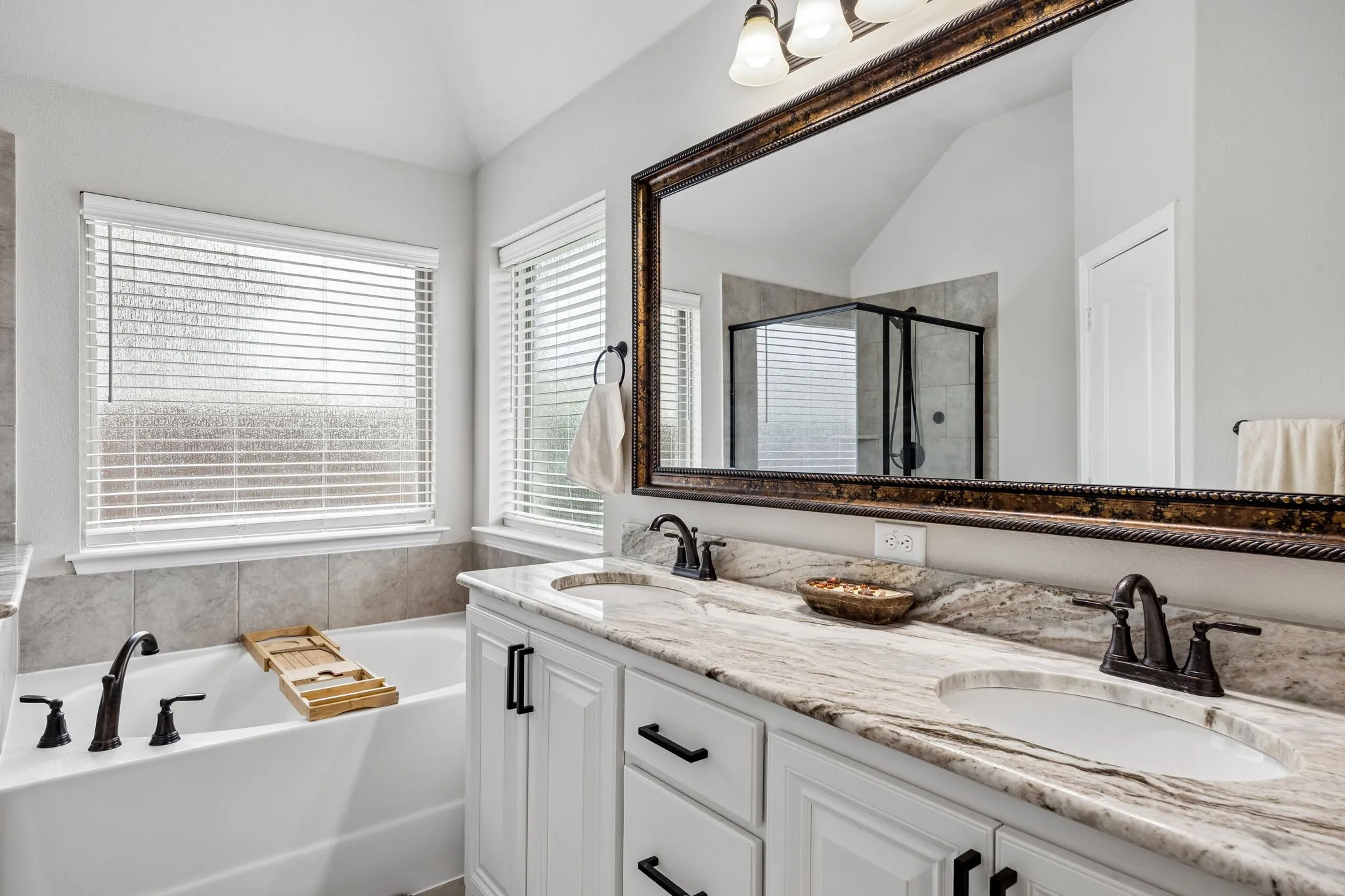 Single Family Residence For Sale in Collin County , 1510 Laurence Lane, Princeton, Texas 75407, 4 Bedroom, 3 Bathroom, 2 Garage spaces, 2,540 Sqft, built in 2021, mls#21306142, Real Estate Agent in Princeton, Homes For Sale in Collin county, Homes For Sale in Princeton, Realtor in Princeton Texas, Real Estate Brokerage Independent Realty Texas, Luminita Cordes Realtor
