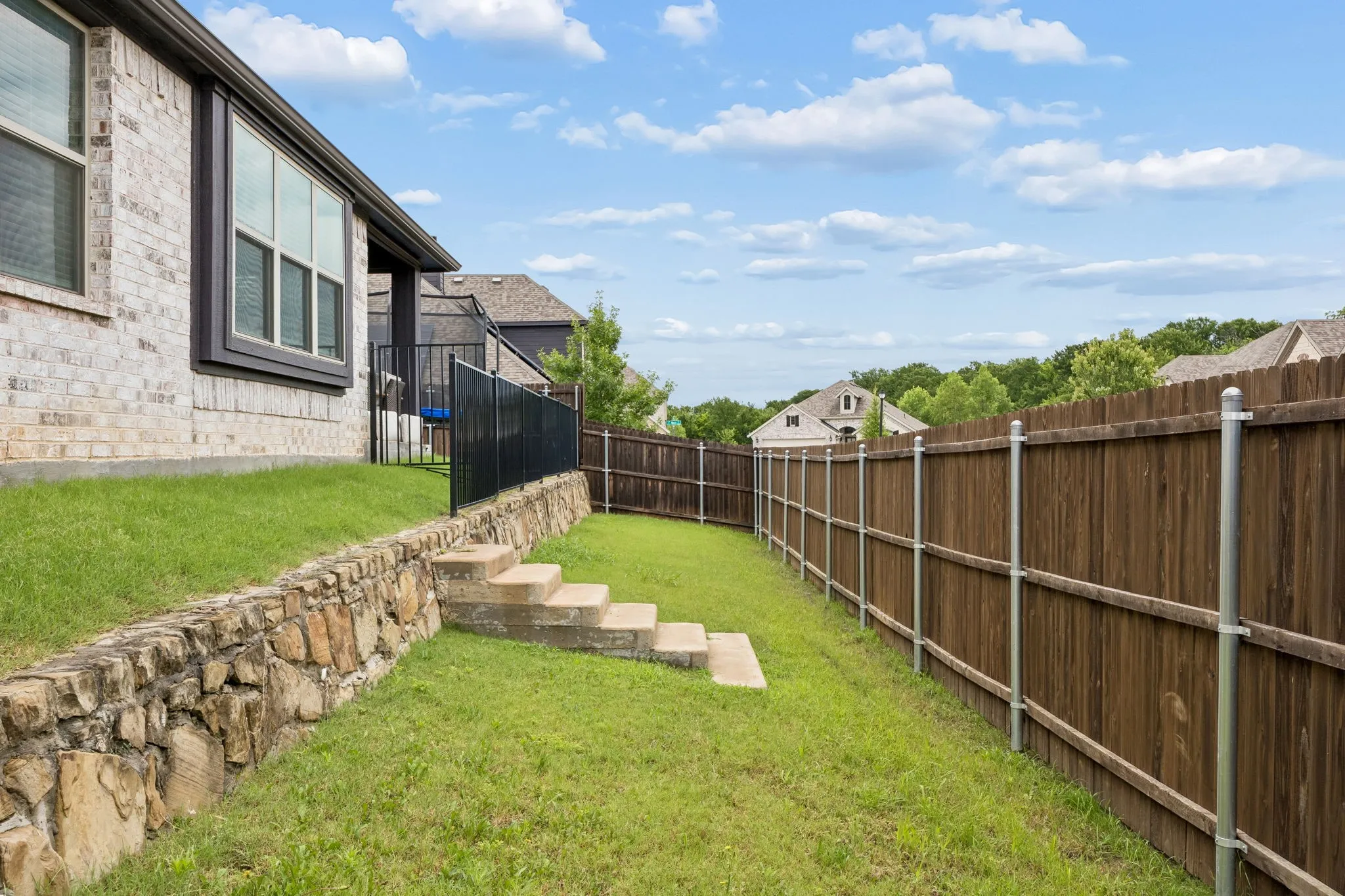 Single Family Residence For Sale in Collin County , 1510 Laurence Lane, Princeton, Texas 75407, 4 Bedroom, 3 Bathroom, 2 Garage spaces, 2,540 Sqft, built in 2021, mls#21306142, Real Estate Agent in Princeton, Homes For Sale in Collin county, Homes For Sale in Princeton, Realtor in Princeton Texas, Real Estate Brokerage Independent Realty Texas, Luminita Cordes Realtor