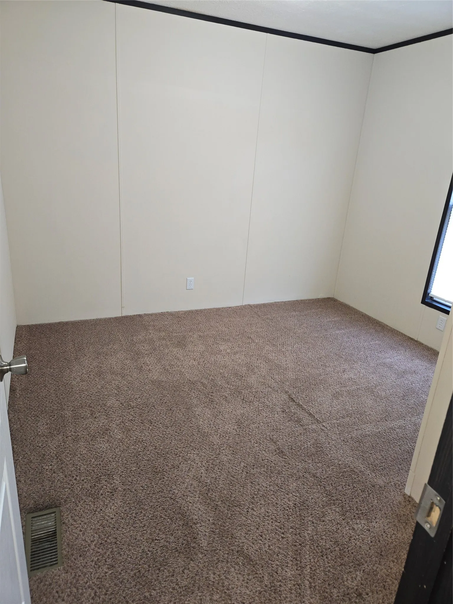 Manufactured Home For Rent in Johnson County , 3901 County Road 317 #35, Cleburne, Texas 76031, 3 Bedroom, 2 Bathroom, Garage spaces, 960 Sqft, built in 2017, Price $1,500, mls#21308537, Real Estate Agent in Cleburne, Homes For Rent in Johnson county, Homes For Rent in Cleburne, Realtor in Cleburne Texas, Real Estate Brokerage Independent Realty Texas, Luminita Cordes Realtor