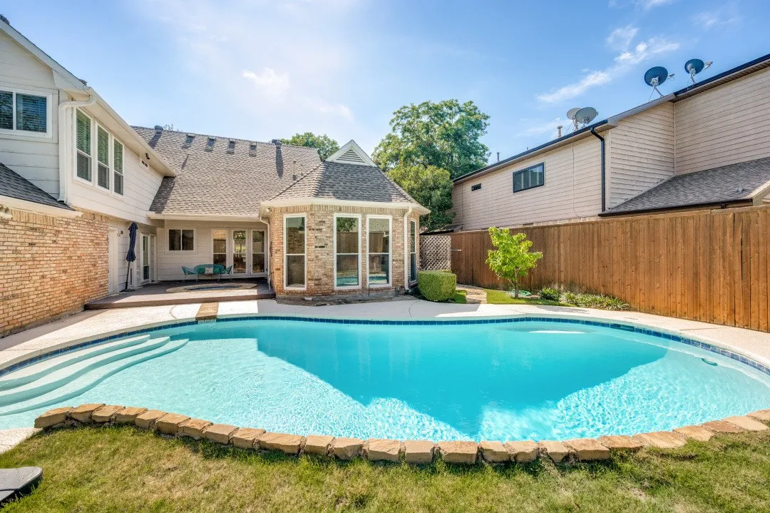 Single Family Residence For Sale in Collin County , 17819 Lost View Road, Dallas, Texas 75252, 5 Bedroom, 5 Bathroom, 3 Garage spaces, 4,049 Sqft, built in 1983, mls#21308249, Real Estate Agent in Dallas, Homes For Sale in Collin county, Homes For Sale in Dallas, Realtor in Dallas Texas, Real Estate Brokerage Independent Realty Texas, Luminita Cordes Realtor