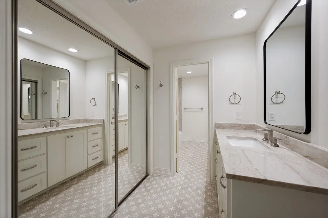 Single Family Residence For Sale in Collin County , 17819 Lost View Road, Dallas, Texas 75252, 5 Bedroom, 5 Bathroom, 3 Garage spaces, 4,049 Sqft, built in 1983, mls#21308249, Real Estate Agent in Dallas, Homes For Sale in Collin county, Homes For Sale in Dallas, Realtor in Dallas Texas, Real Estate Brokerage Independent Realty Texas, Luminita Cordes Realtor