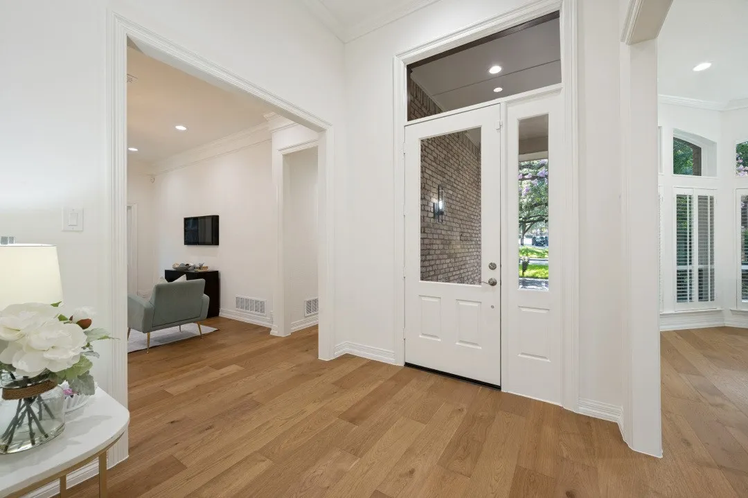 Single Family Residence For Sale in Collin County , 17819 Lost View Road, Dallas, Texas 75252, 5 Bedroom, 5 Bathroom, 3 Garage spaces, 4,049 Sqft, built in 1983, mls#21308249, Real Estate Agent in Dallas, Homes For Sale in Collin county, Homes For Sale in Dallas, Realtor in Dallas Texas, Real Estate Brokerage Independent Realty Texas, Luminita Cordes Realtor