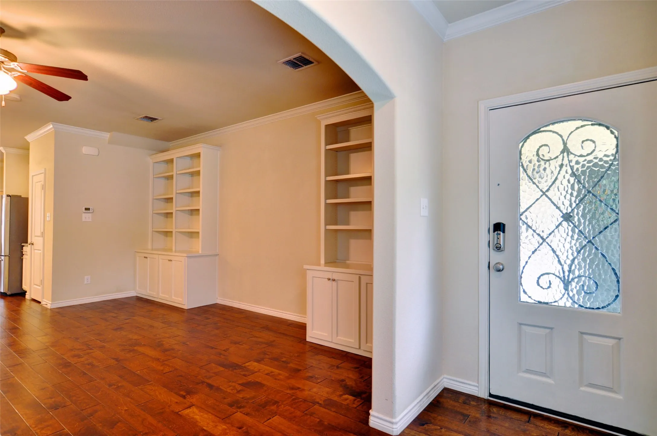 Duplex For Rent in Tarrant County , 3409 Hamilton Avenue, Fort Worth, Texas 76107, 3 Bedroom, 3 Bathroom, 2 Garage spaces, 1,903 Sqft, built in 2012, mls#21308554, Real Estate Agent in Fort Worth, Homes For Rent in Tarrant county, Homes For Rent in Fort Worth, Realtor in Fort Worth Texas, Real Estate Brokerage Independent Realty Texas, Luminita Cordes Realtor
