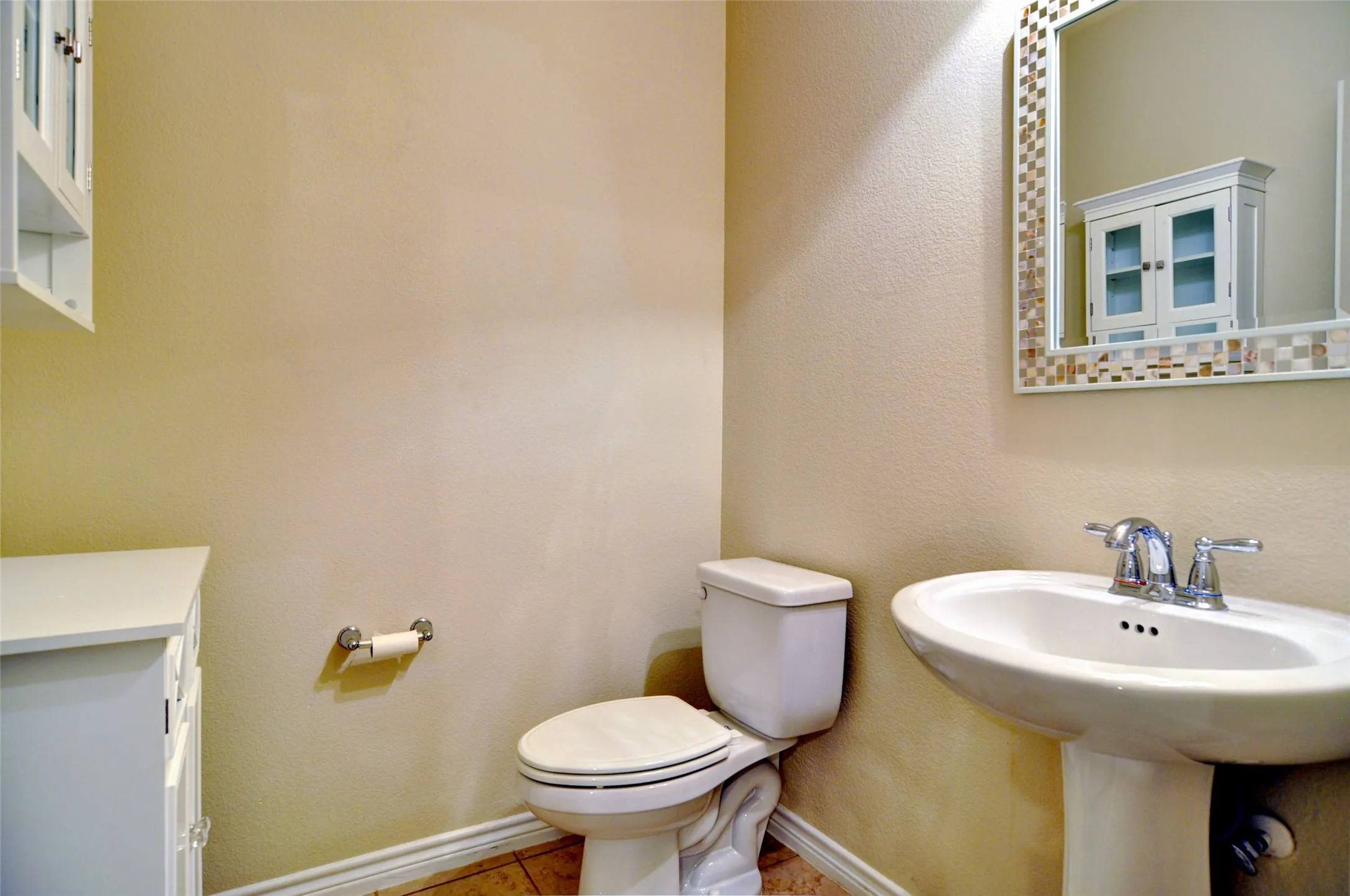 Duplex For Rent in Tarrant County , 3409 Hamilton Avenue, Fort Worth, Texas 76107, 3 Bedroom, 3 Bathroom, 2 Garage spaces, 1,903 Sqft, built in 2012, mls#21308554, Real Estate Agent in Fort Worth, Homes For Rent in Tarrant county, Homes For Rent in Fort Worth, Realtor in Fort Worth Texas, Real Estate Brokerage Independent Realty Texas, Luminita Cordes Realtor