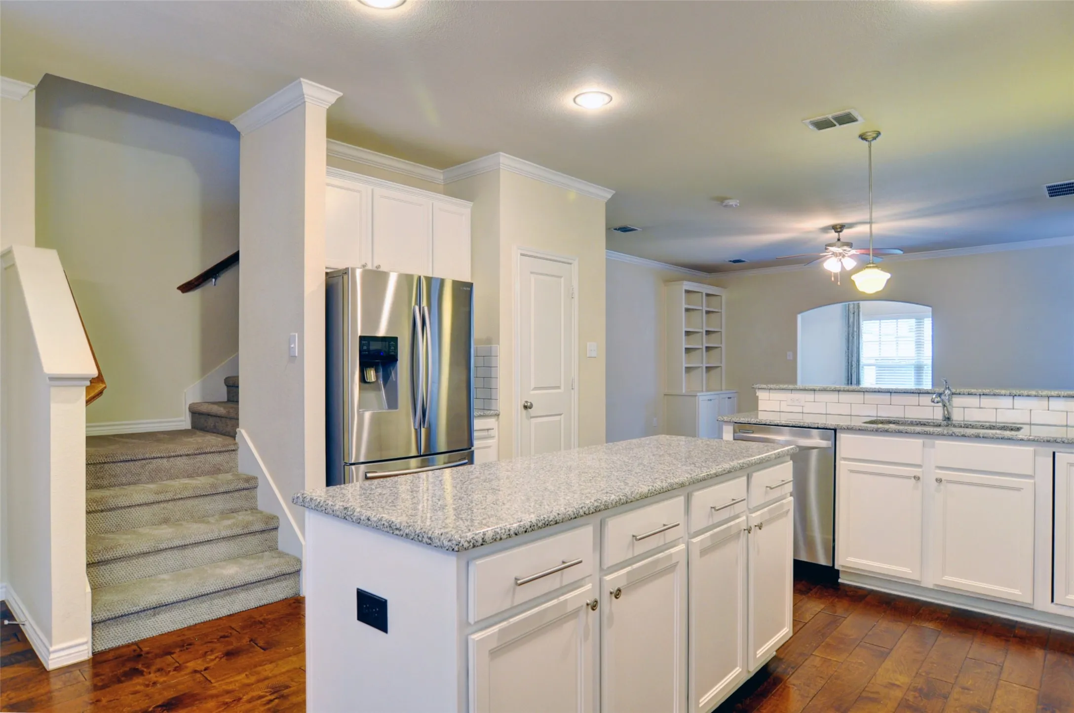 Duplex For Rent in Tarrant County , 3409 Hamilton Avenue, Fort Worth, Texas 76107, 3 Bedroom, 3 Bathroom, 2 Garage spaces, 1,903 Sqft, built in 2012, mls#21308554, Real Estate Agent in Fort Worth, Homes For Rent in Tarrant county, Homes For Rent in Fort Worth, Realtor in Fort Worth Texas, Real Estate Brokerage Independent Realty Texas, Luminita Cordes Realtor