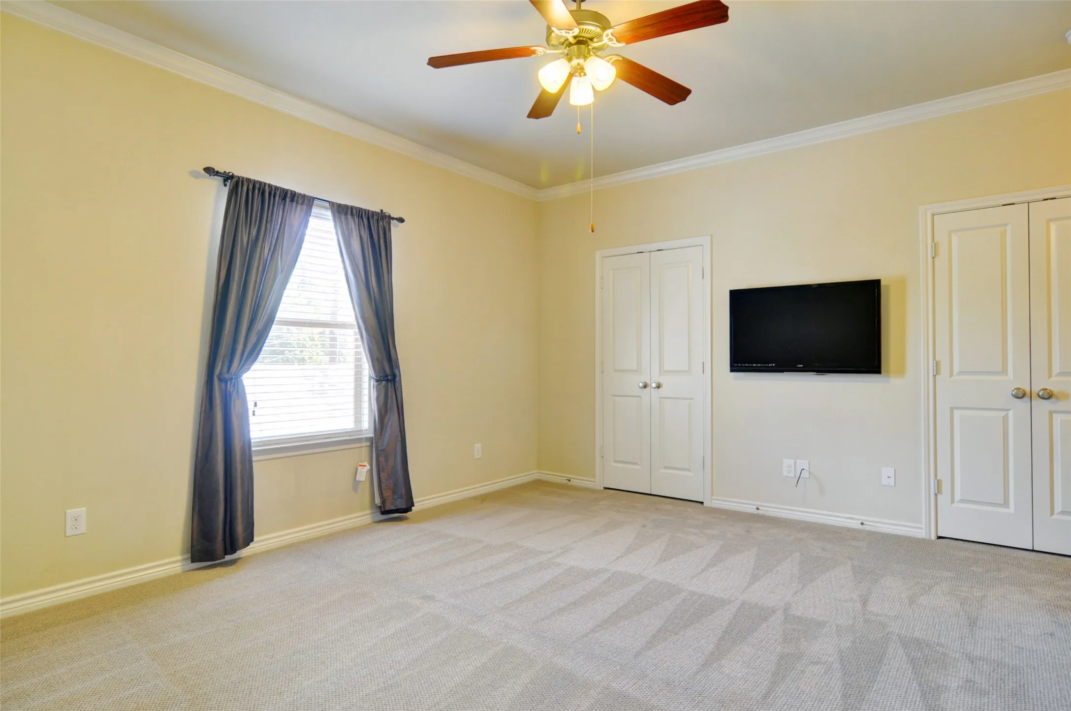 Duplex For Rent in Tarrant County , 3409 Hamilton Avenue, Fort Worth, Texas 76107, 3 Bedroom, 3 Bathroom, 2 Garage spaces, 1,903 Sqft, built in 2012, mls#21308554, Real Estate Agent in Fort Worth, Homes For Rent in Tarrant county, Homes For Rent in Fort Worth, Realtor in Fort Worth Texas, Real Estate Brokerage Independent Realty Texas, Luminita Cordes Realtor