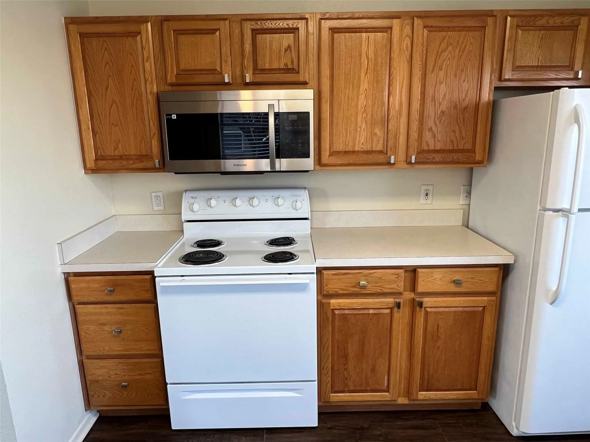 Quadruplex For Sale in Tarrant County , 121 Cambridge Drive, Saginaw, Texas 76179, 10 Bedroom, 8 Bathroom, Garage spaces, 0 Sqft, built in 2003, mls#21308572, Real Estate Agent in Saginaw, Homes For Sale in Tarrant county, Homes For Sale in Saginaw, Realtor in Saginaw Texas, Real Estate Brokerage Independent Realty Texas, Luminita Cordes Realtor