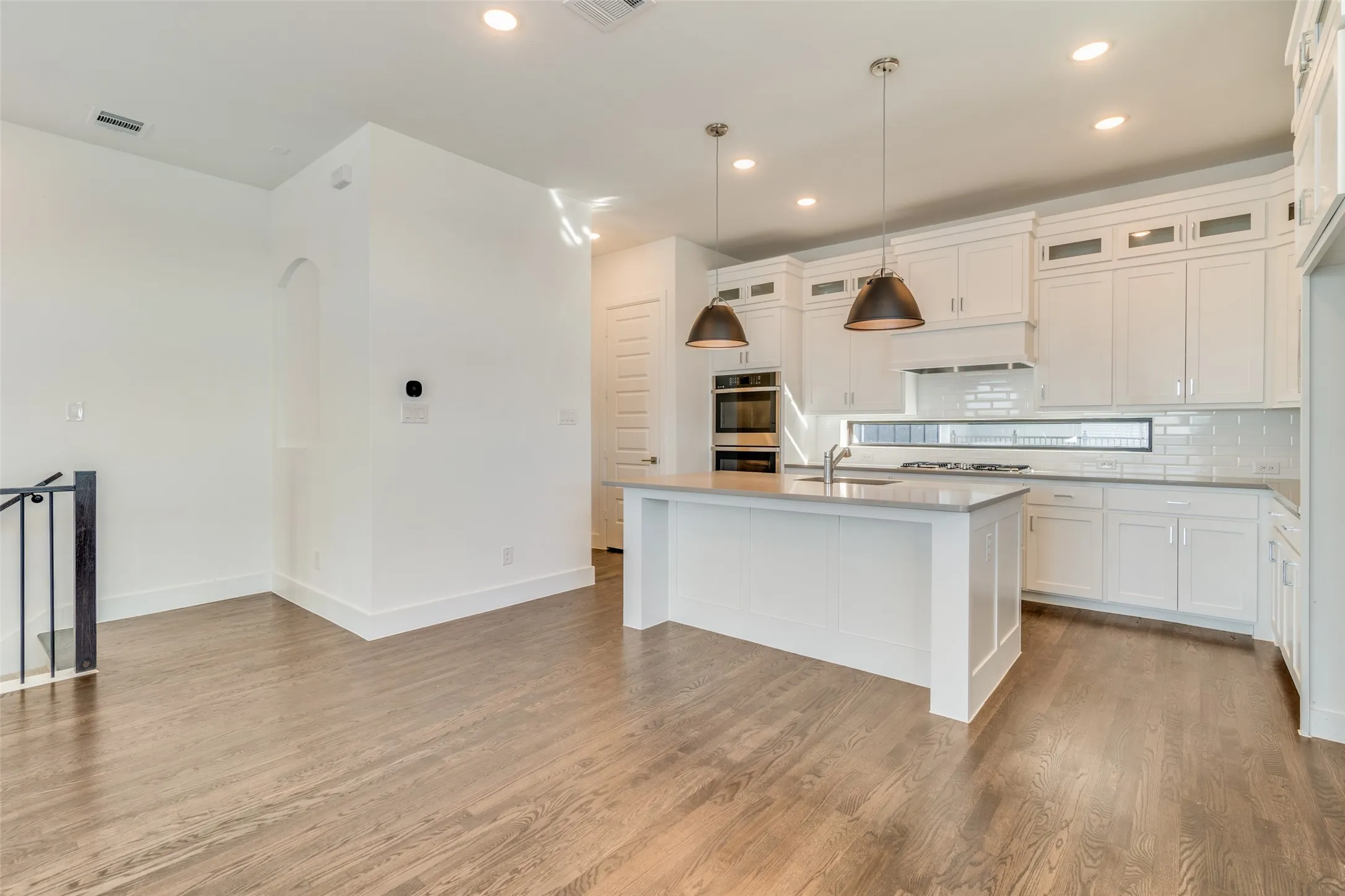 Single Family Residence For Rent in Dallas County , 800 War Admiral Drive, Rowlett, Texas 75088, 3 Bedroom, 4 Bathroom, 2 Garage spaces, 1,998 Sqft, built in 2024, mls#21308598, Real Estate Agent in Rowlett, Homes For Rent in Dallas county, Homes For Rent in Rowlett, Realtor in Rowlett Texas, Real Estate Brokerage Independent Realty Texas, Luminita Cordes Realtor