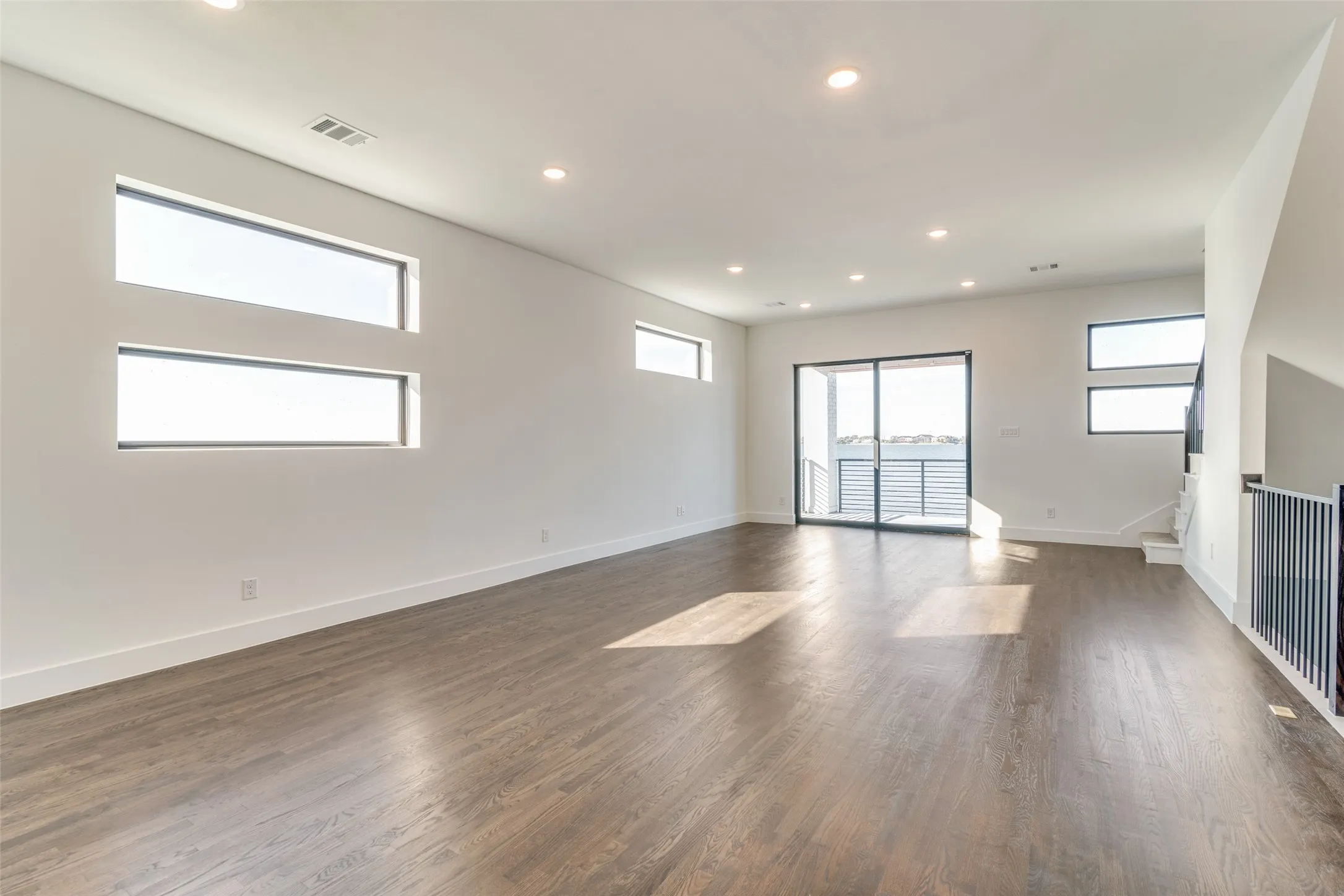 Single Family Residence For Rent in Dallas County , 800 War Admiral Drive, Rowlett, Texas 75088, 3 Bedroom, 4 Bathroom, 2 Garage spaces, 1,998 Sqft, built in 2024, mls#21308598, Real Estate Agent in Rowlett, Homes For Rent in Dallas county, Homes For Rent in Rowlett, Realtor in Rowlett Texas, Real Estate Brokerage Independent Realty Texas, Luminita Cordes Realtor