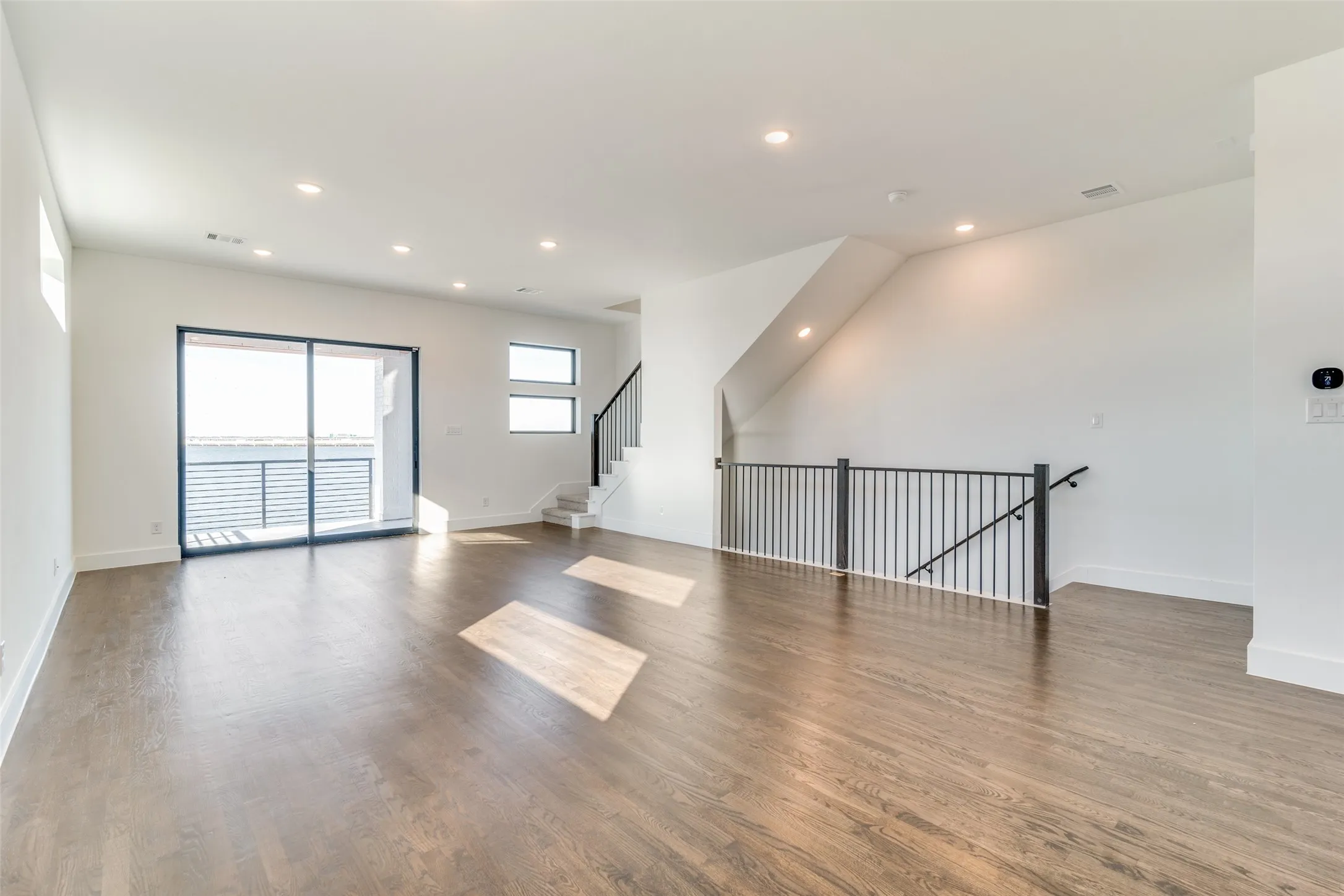 Single Family Residence For Rent in Dallas County , 800 War Admiral Drive, Rowlett, Texas 75088, 3 Bedroom, 4 Bathroom, 2 Garage spaces, 1,998 Sqft, built in 2024, mls#21308598, Real Estate Agent in Rowlett, Homes For Rent in Dallas county, Homes For Rent in Rowlett, Realtor in Rowlett Texas, Real Estate Brokerage Independent Realty Texas, Luminita Cordes Realtor
