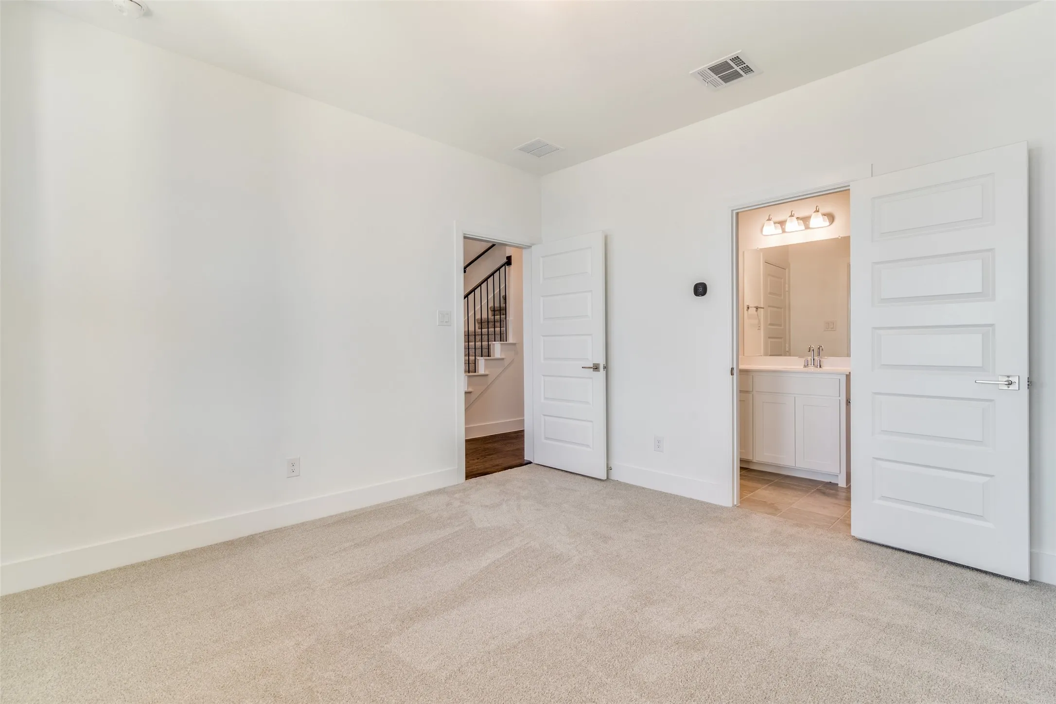 Single Family Residence For Rent in Dallas County , 800 War Admiral Drive, Rowlett, Texas 75088, 3 Bedroom, 4 Bathroom, 2 Garage spaces, 1,998 Sqft, built in 2024, mls#21308598, Real Estate Agent in Rowlett, Homes For Rent in Dallas county, Homes For Rent in Rowlett, Realtor in Rowlett Texas, Real Estate Brokerage Independent Realty Texas, Luminita Cordes Realtor