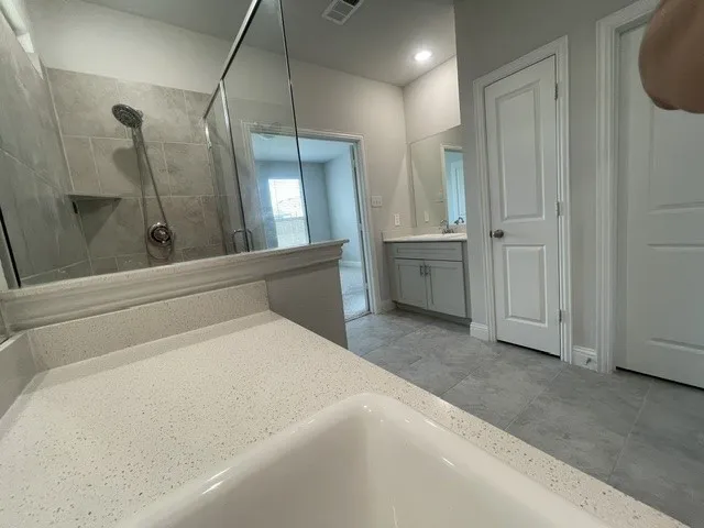 Single Family Residence For Sale in Kaufman County , 1071 Norias Drive, Forney, Texas 75126, 5 Bedroom, 3 Bathroom, 2 Garage spaces, 2,465 Sqft, built in 2022, mls#21299764, Real Estate Agent in Forney, Homes For Sale in Kaufman county, Homes For Sale in Forney, Realtor in Forney Texas, Real Estate Brokerage Independent Realty Texas, Luminita Cordes Realtor