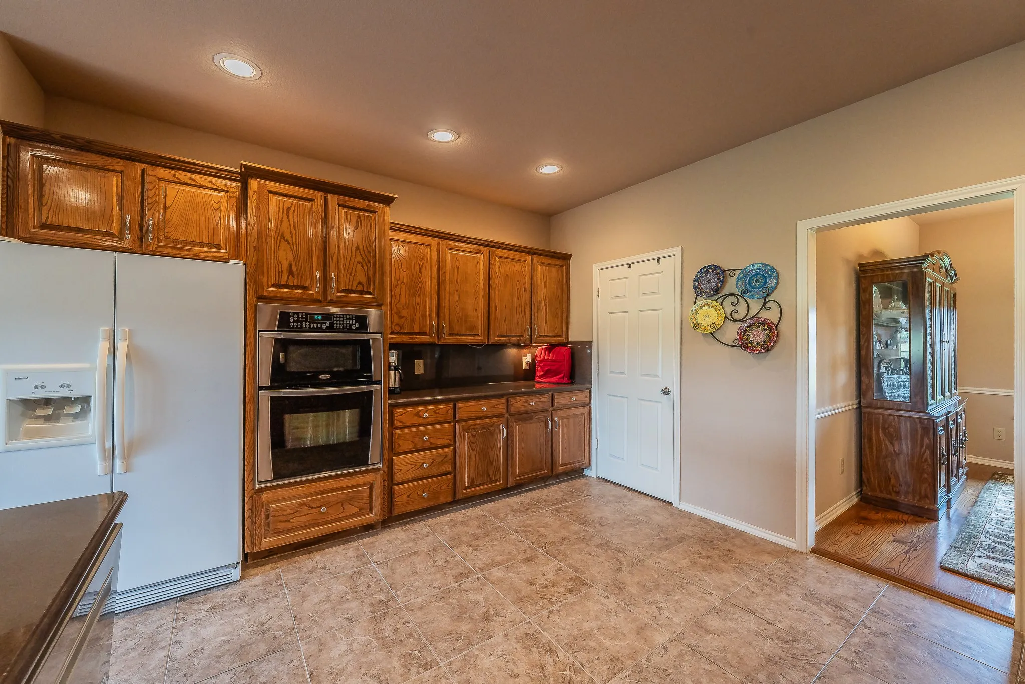 Single Family Residence For Sale in Fannin County , 117 Wagon Wheel Circle, Leonard, Texas 75452, 4 Bedroom, 3 Bathroom, 2 Garage spaces, 2,635 Sqft, built in 2006, mls#21308615, Real Estate Agent in Leonard, Homes For Sale in Fannin county, Homes For Sale in Leonard, Realtor in Leonard Texas, Real Estate Brokerage Independent Realty Texas, Luminita Cordes Realtor
