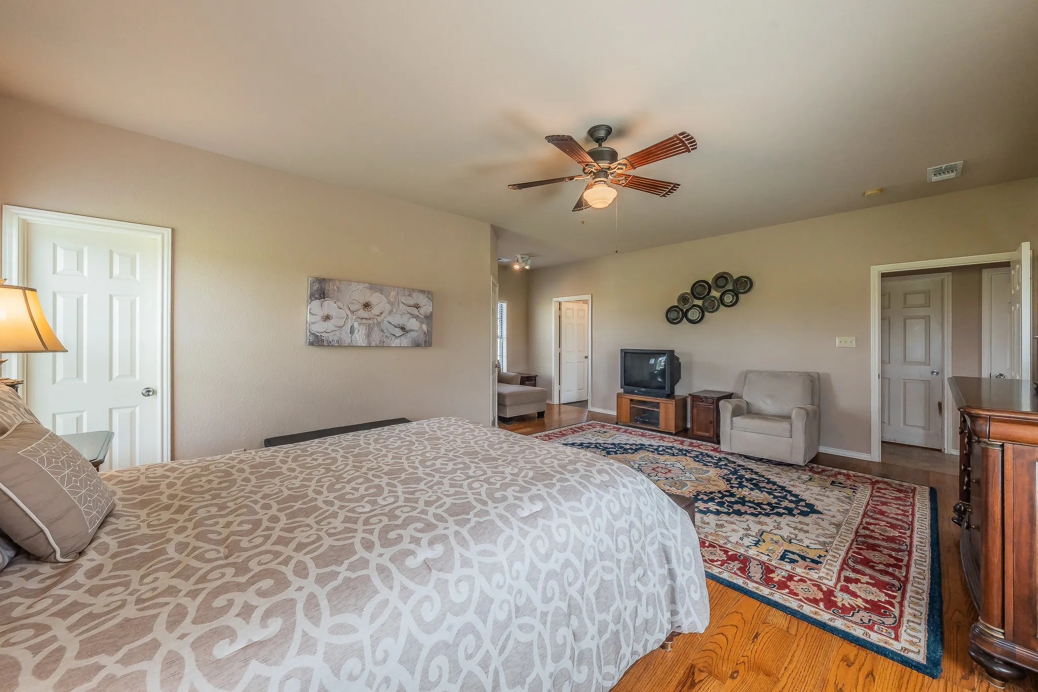 Single Family Residence For Sale in Fannin County , 117 Wagon Wheel Circle, Leonard, Texas 75452, 4 Bedroom, 3 Bathroom, 2 Garage spaces, 2,635 Sqft, built in 2006, mls#21308615, Real Estate Agent in Leonard, Homes For Sale in Fannin county, Homes For Sale in Leonard, Realtor in Leonard Texas, Real Estate Brokerage Independent Realty Texas, Luminita Cordes Realtor