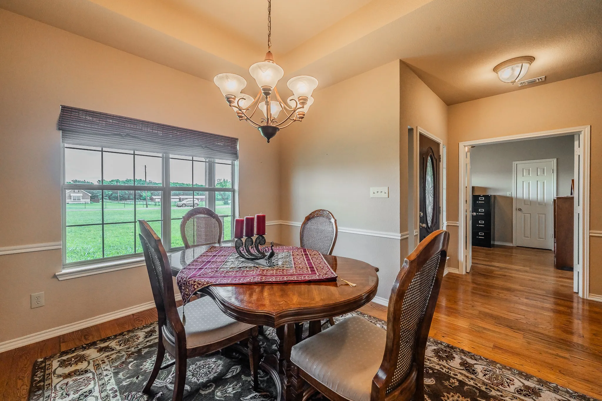 Single Family Residence For Sale in Fannin County , 117 Wagon Wheel Circle, Leonard, Texas 75452, 4 Bedroom, 3 Bathroom, 2 Garage spaces, 2,635 Sqft, built in 2006, mls#21308615, Real Estate Agent in Leonard, Homes For Sale in Fannin county, Homes For Sale in Leonard, Realtor in Leonard Texas, Real Estate Brokerage Independent Realty Texas, Luminita Cordes Realtor