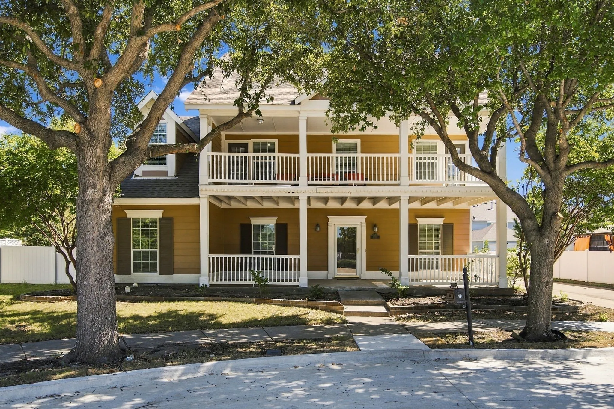 Single Family Residence For Sale in Denton County , 1140 Wenk Court, Aubrey, Texas 76227, 4 Bedroom, 4 Bathroom, 2 Garage spaces, 3,171 Sqft, built in 2006, mls#21304180, Real Estate Agent in Aubrey, Homes For Sale in Denton county, Homes For Sale in Aubrey, Realtor in Aubrey Texas, Real Estate Brokerage Independent Realty Texas, Luminita Cordes Realtor