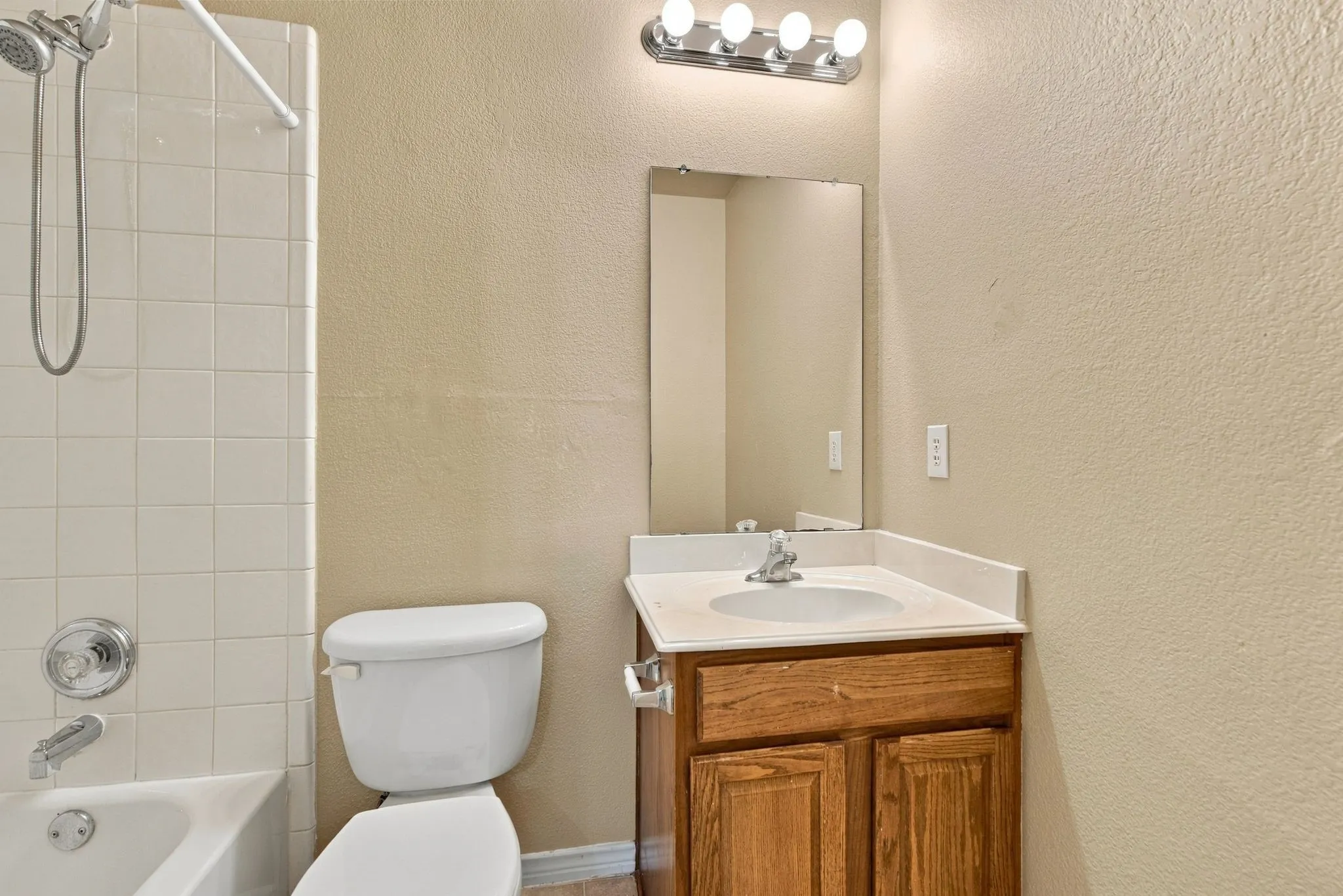 Single Family Residence For Sale in Denton County , 1140 Wenk Court, Aubrey, Texas 76227, 4 Bedroom, 4 Bathroom, 2 Garage spaces, 3,171 Sqft, built in 2006, mls#21304180, Real Estate Agent in Aubrey, Homes For Sale in Denton county, Homes For Sale in Aubrey, Realtor in Aubrey Texas, Real Estate Brokerage Independent Realty Texas, Luminita Cordes Realtor