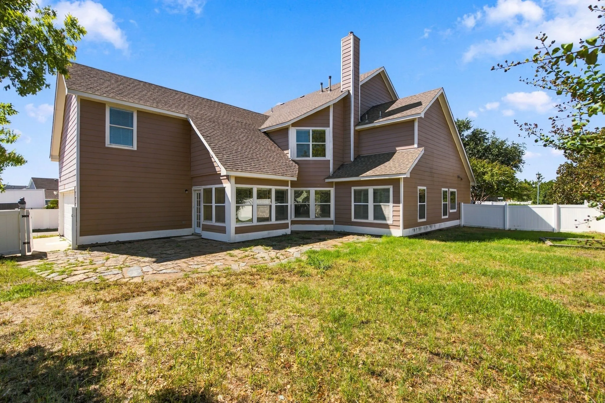Single Family Residence For Sale in Denton County , 1140 Wenk Court, Aubrey, Texas 76227, 4 Bedroom, 4 Bathroom, 2 Garage spaces, 3,171 Sqft, built in 2006, mls#21304180, Real Estate Agent in Aubrey, Homes For Sale in Denton county, Homes For Sale in Aubrey, Realtor in Aubrey Texas, Real Estate Brokerage Independent Realty Texas, Luminita Cordes Realtor