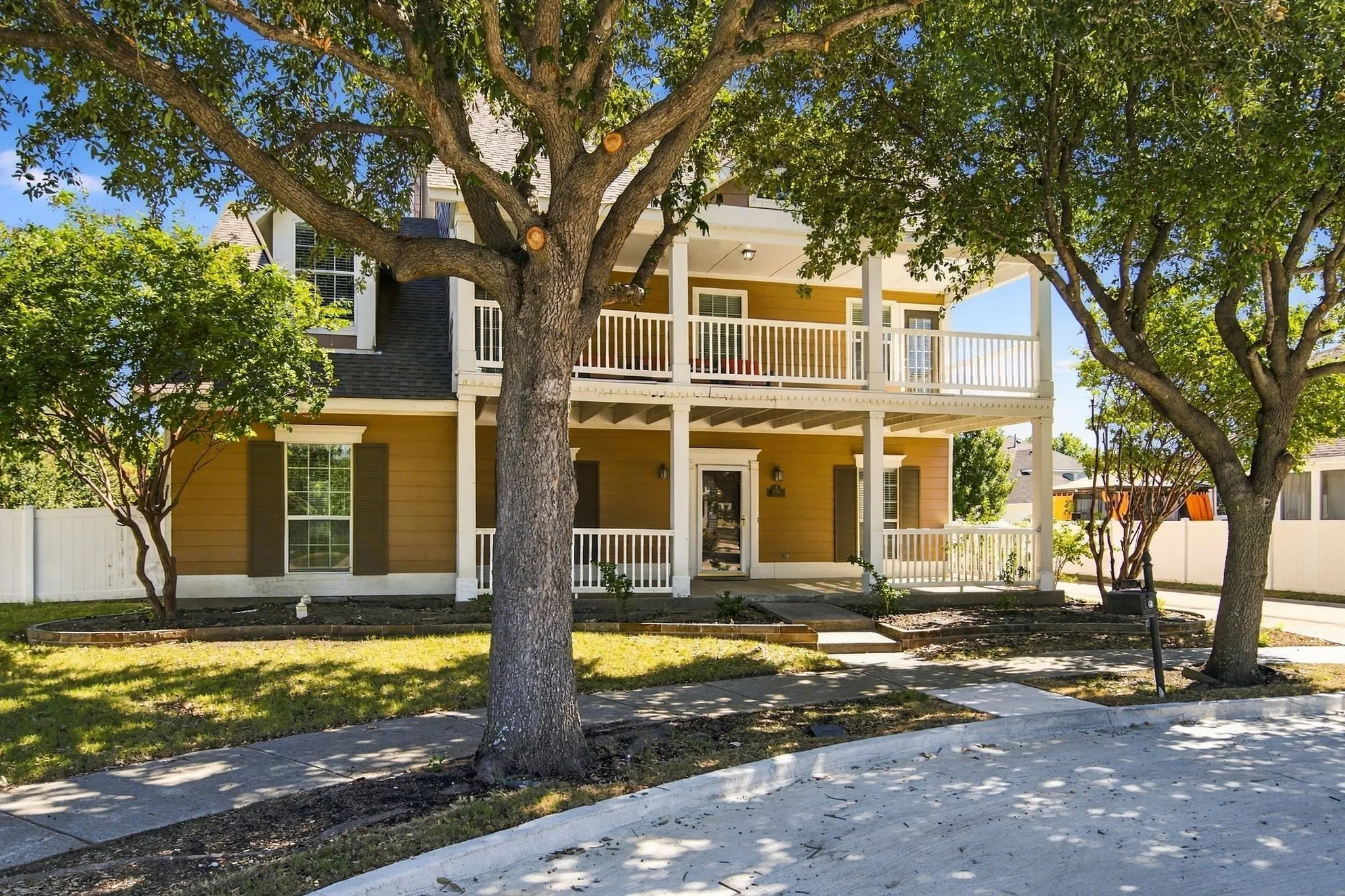 Single Family Residence For Sale in Denton County , 1140 Wenk Court, Aubrey, Texas 76227, 4 Bedroom, 4 Bathroom, 2 Garage spaces, 3,171 Sqft, built in 2006, mls#21304180, Real Estate Agent in Aubrey, Homes For Sale in Denton county, Homes For Sale in Aubrey, Realtor in Aubrey Texas, Real Estate Brokerage Independent Realty Texas, Luminita Cordes Realtor