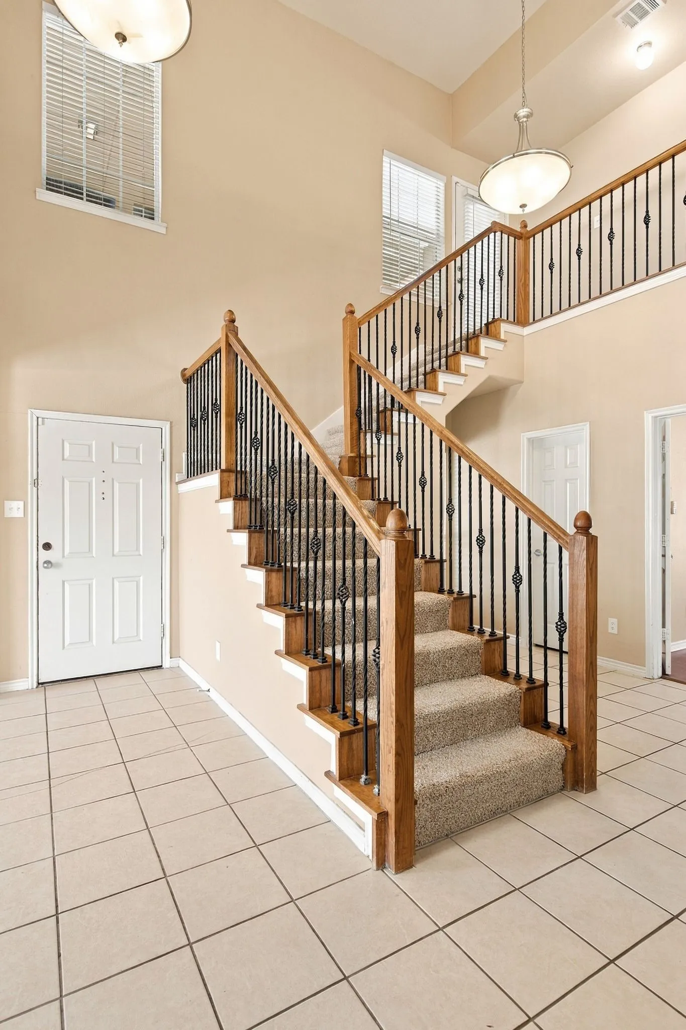 Single Family Residence For Sale in Denton County , 1140 Wenk Court, Aubrey, Texas 76227, 4 Bedroom, 4 Bathroom, 2 Garage spaces, 3,171 Sqft, built in 2006, mls#21304180, Real Estate Agent in Aubrey, Homes For Sale in Denton county, Homes For Sale in Aubrey, Realtor in Aubrey Texas, Real Estate Brokerage Independent Realty Texas, Luminita Cordes Realtor