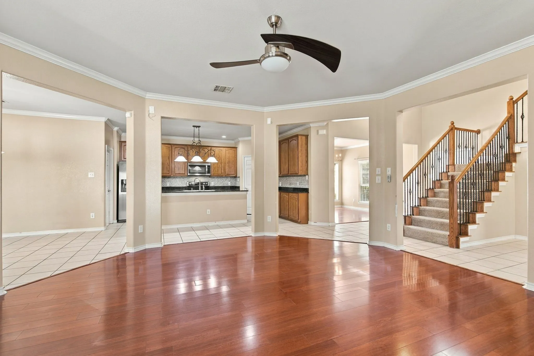 Single Family Residence For Sale in Denton County , 1140 Wenk Court, Aubrey, Texas 76227, 4 Bedroom, 4 Bathroom, 2 Garage spaces, 3,171 Sqft, built in 2006, mls#21304180, Real Estate Agent in Aubrey, Homes For Sale in Denton county, Homes For Sale in Aubrey, Realtor in Aubrey Texas, Real Estate Brokerage Independent Realty Texas, Luminita Cordes Realtor