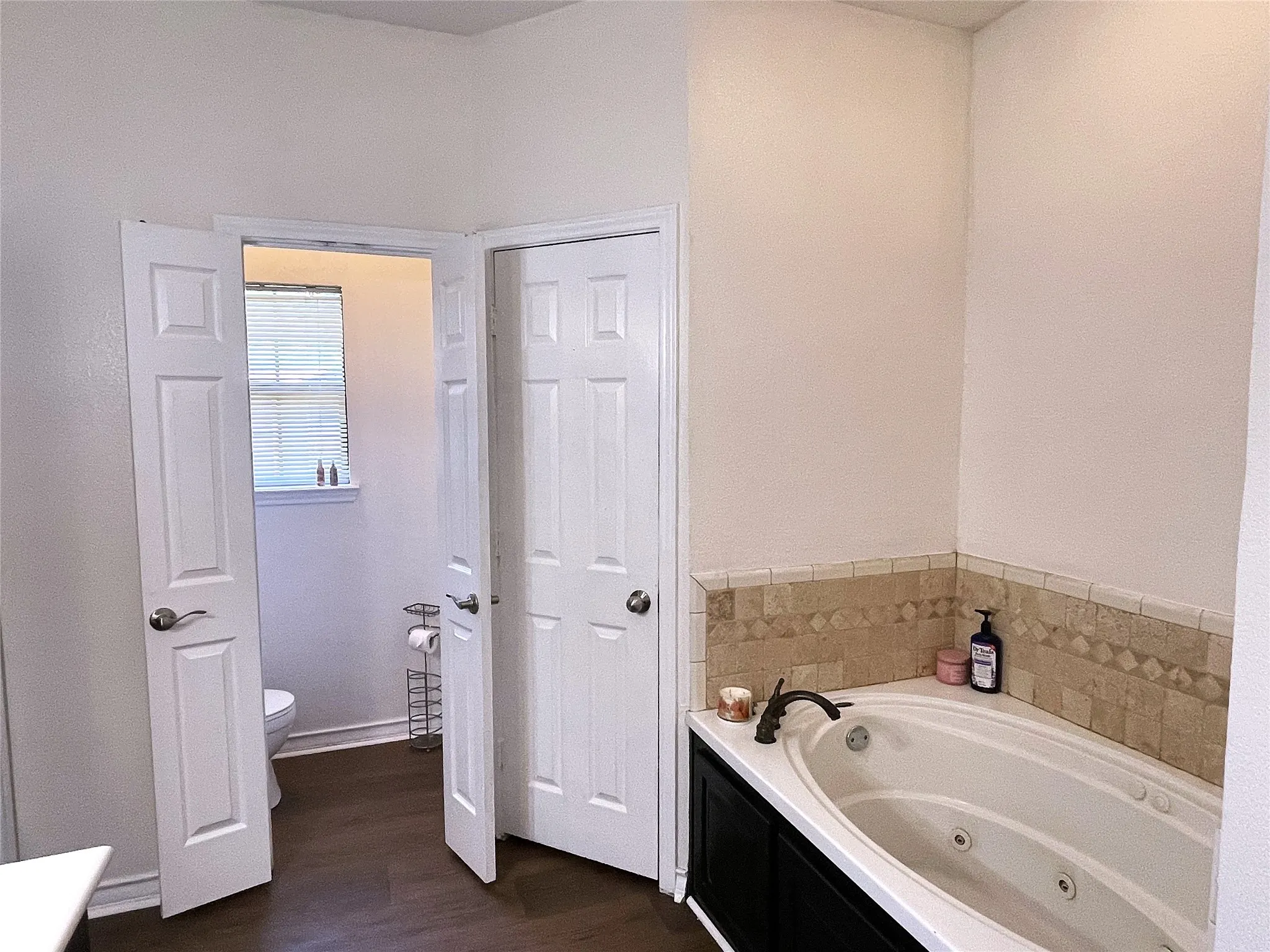 Jetted Tub