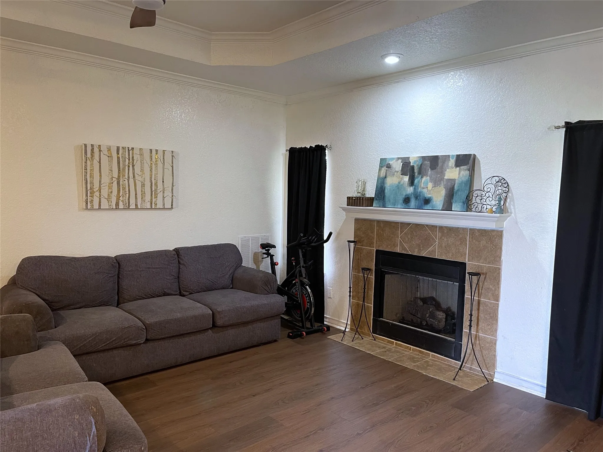 Single Family Residence For Sale in Freestone County , 107 Carroll Street, Teague, Texas 75860, 4 Bedroom, 2 Bathroom, 2 Garage spaces, 1,940 Sqft, built in 2005, mls#21308597, Real Estate Agent in Teague, Homes For Sale in Freestone county, Homes For Sale in Teague, Realtor in Teague Texas, Real Estate Brokerage Independent Realty Texas, Luminita Cordes Realtor