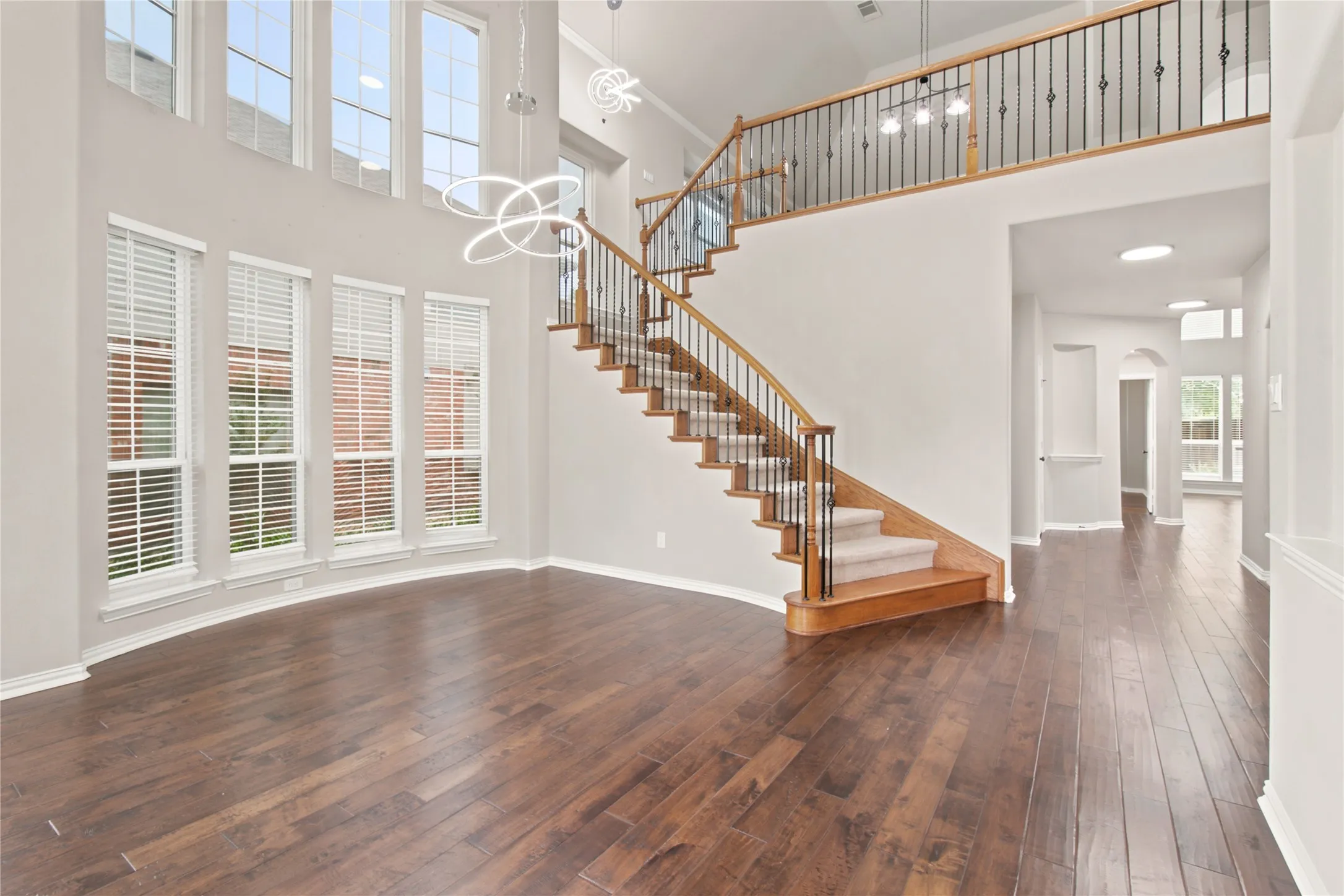 Single Family Residence For Rent in Collin County , 362 Spring Meadow Drive, Fairview, Texas 75069, 4 Bedroom, 4 Bathroom, 2 Garage spaces, 3,362 Sqft, built in 2006, mls#21306830, Real Estate Agent in Fairview, Homes For Rent in Collin county, Homes For Rent in Fairview, Realtor in Fairview Texas, Real Estate Brokerage Independent Realty Texas, Luminita Cordes Realtor