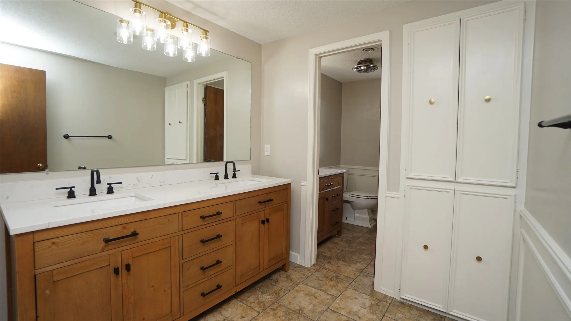 Upstairs Bath