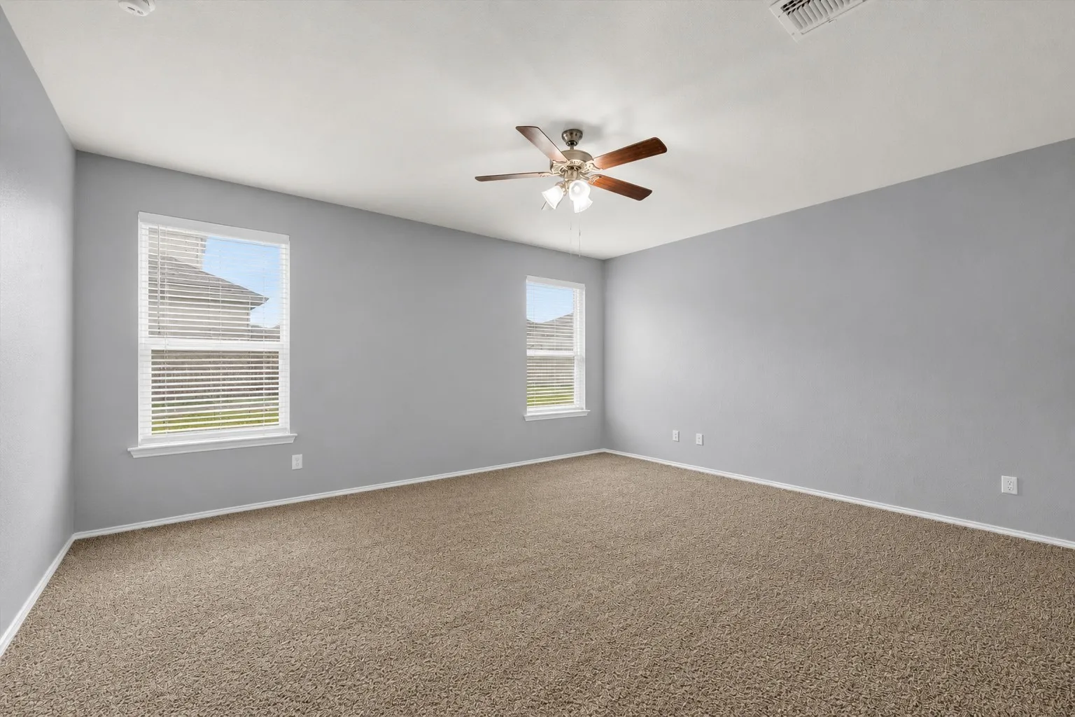 Single Family Residence For Sale in Mc Lennan County , 3216 Marston Road, Waco, Texas 76655, 4 Bedroom, 3 Bathroom, 2 Garage spaces, 2,428 Sqft, built in 2021, mls#21306410, Real Estate Agent in Waco, Homes For Sale in Mc Lennan county, Homes For Sale in Waco, Realtor in Waco Texas, Real Estate Brokerage Independent Realty Texas, Luminita Cordes Realtor