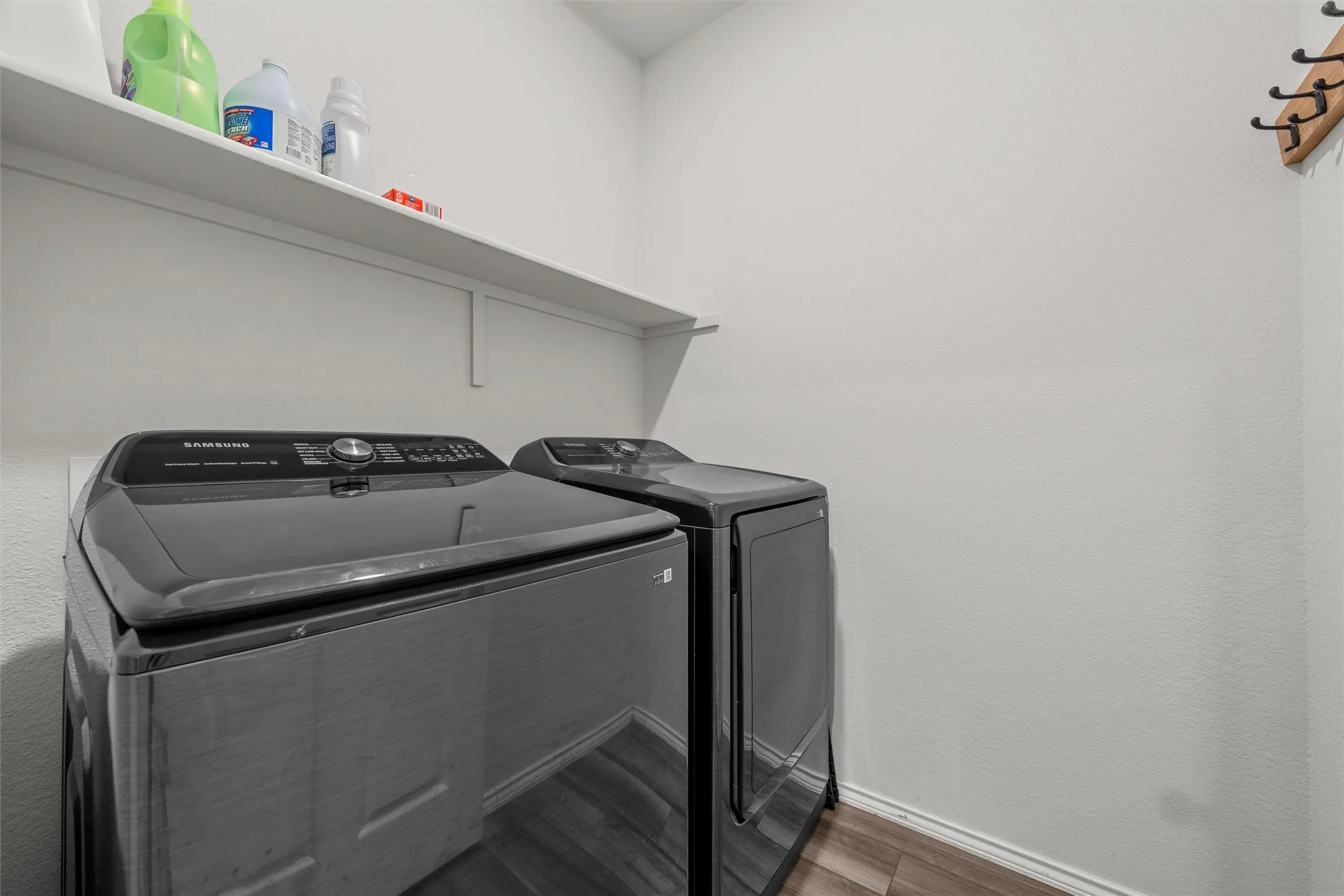 Single Family Residence For Sale in Mc Lennan County , 3216 Marston Road, Waco, Texas 76655, 4 Bedroom, 3 Bathroom, 2 Garage spaces, 2,428 Sqft, built in 2021, mls#21306410, Real Estate Agent in Waco, Homes For Sale in Mc Lennan county, Homes For Sale in Waco, Realtor in Waco Texas, Real Estate Brokerage Independent Realty Texas, Luminita Cordes Realtor