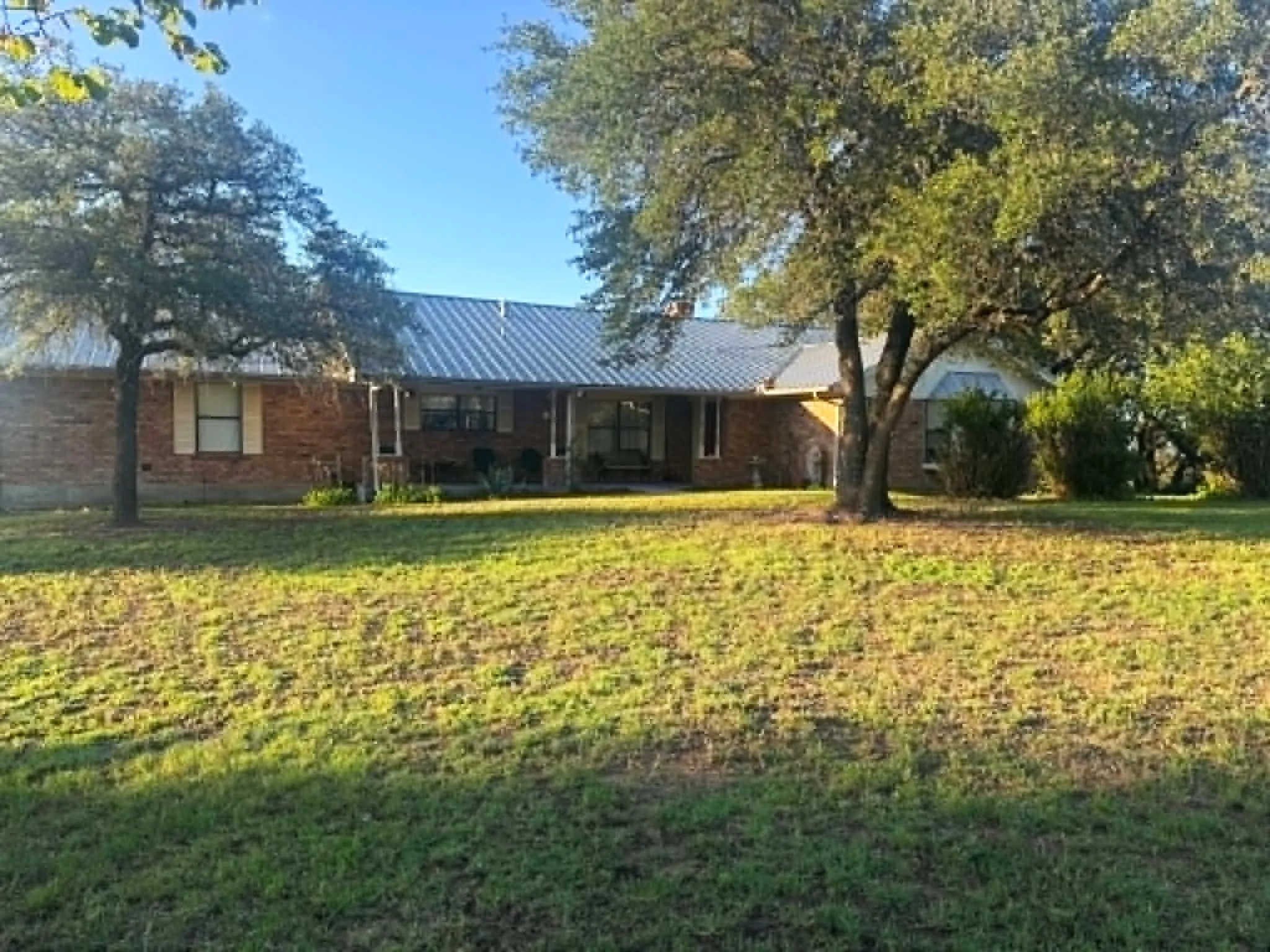 Single Family Residence For Sale in Eastland County , 3718 Highway 36 W, Rising Star, Texas 76471, 3 Bedroom, 2 Bathroom, 2 Garage spaces, 1,912 Sqft, built in 1982, mls#21308560, Real Estate Agent in Rising Star, Homes For Sale in Eastland county, Homes For Sale in Rising Star, Realtor in Rising Star Texas, Real Estate Brokerage Independent Realty Texas, Luminita Cordes Realtor