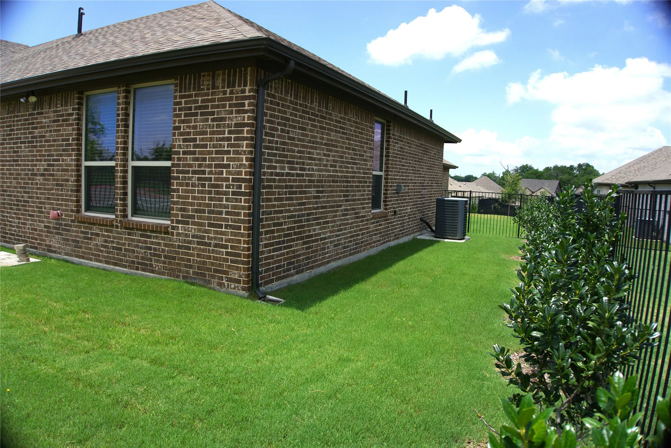 Condominium For Sale in Rockwall County , 902 Sendera Lane, Rockwall, Texas 75087, 2 Bedroom, 2 Bathroom, 2 Garage spaces, 1,661 Sqft, built in 2020, mls#21308667, Real Estate Agent in Rockwall, Homes For Sale in Rockwall county, Homes For Sale in Rockwall, Realtor in Rockwall Texas, Real Estate Brokerage Independent Realty Texas, Luminita Cordes Realtor