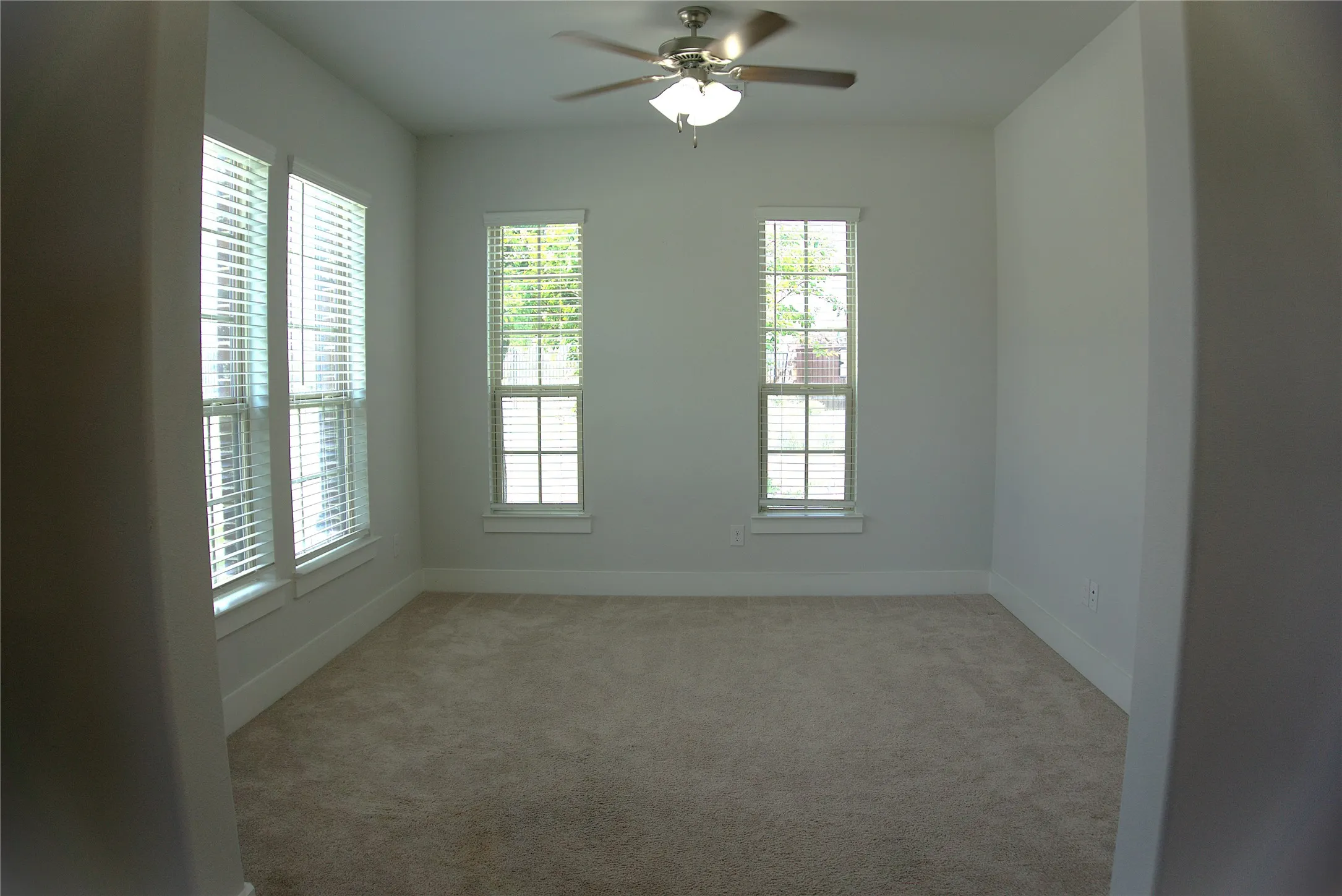 Condominium For Sale in Rockwall County , 902 Sendera Lane, Rockwall, Texas 75087, 2 Bedroom, 2 Bathroom, 2 Garage spaces, 1,661 Sqft, built in 2020, mls#21308667, Real Estate Agent in Rockwall, Homes For Sale in Rockwall county, Homes For Sale in Rockwall, Realtor in Rockwall Texas, Real Estate Brokerage Independent Realty Texas, Luminita Cordes Realtor