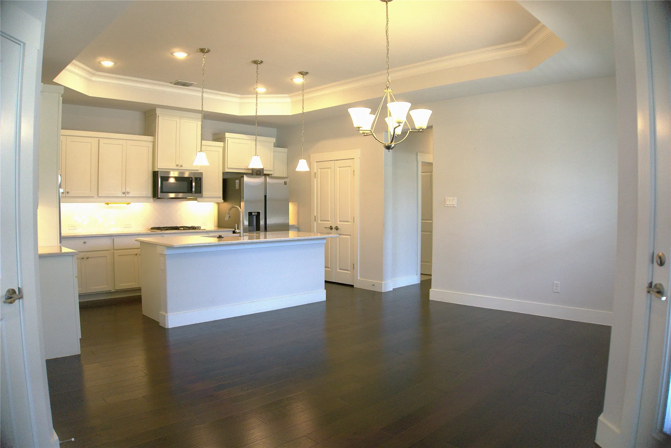 Condominium For Sale in Rockwall County , 902 Sendera Lane, Rockwall, Texas 75087, 2 Bedroom, 2 Bathroom, 2 Garage spaces, 1,661 Sqft, built in 2020, mls#21308667, Real Estate Agent in Rockwall, Homes For Sale in Rockwall county, Homes For Sale in Rockwall, Realtor in Rockwall Texas, Real Estate Brokerage Independent Realty Texas, Luminita Cordes Realtor