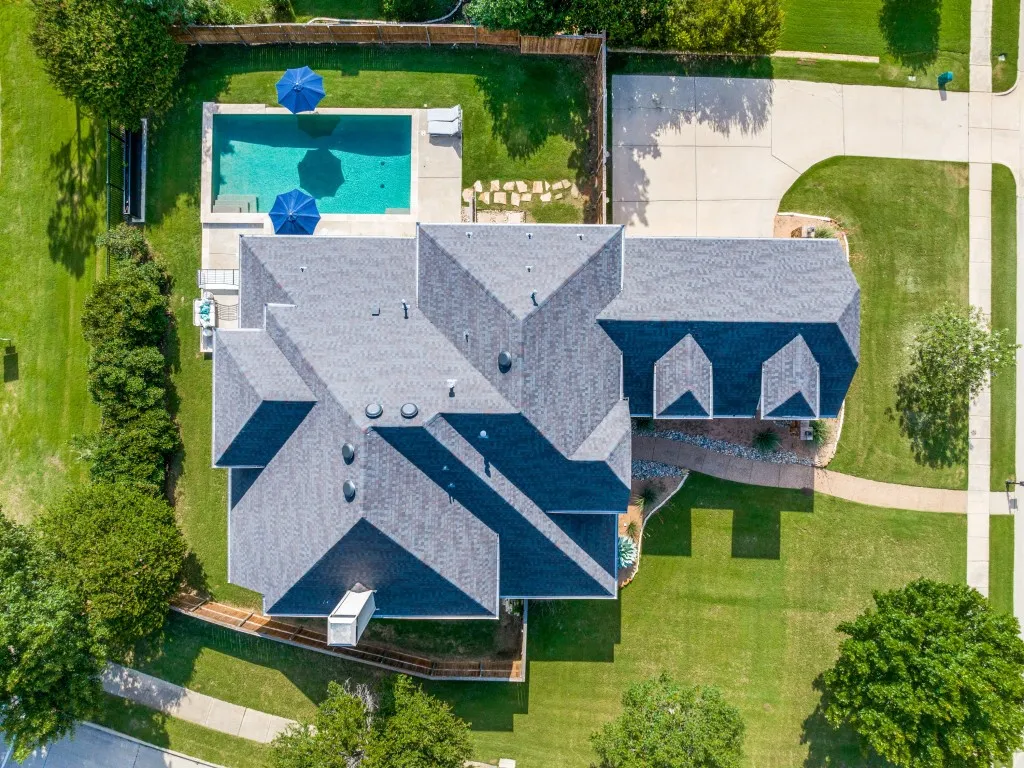 Single Family Residence For Rent in Tarrant County , 301 Foxcroft Lane, Keller, Texas 76248, 4 Bedroom, 4 Bathroom, 3 Garage spaces, 4,231 Sqft, built in 2005, mls#21308680, Real Estate Agent in Keller, Homes For Rent in Tarrant county, Homes For Rent in Keller, Realtor in Keller Texas, Real Estate Brokerage Independent Realty Texas, Luminita Cordes Realtor
