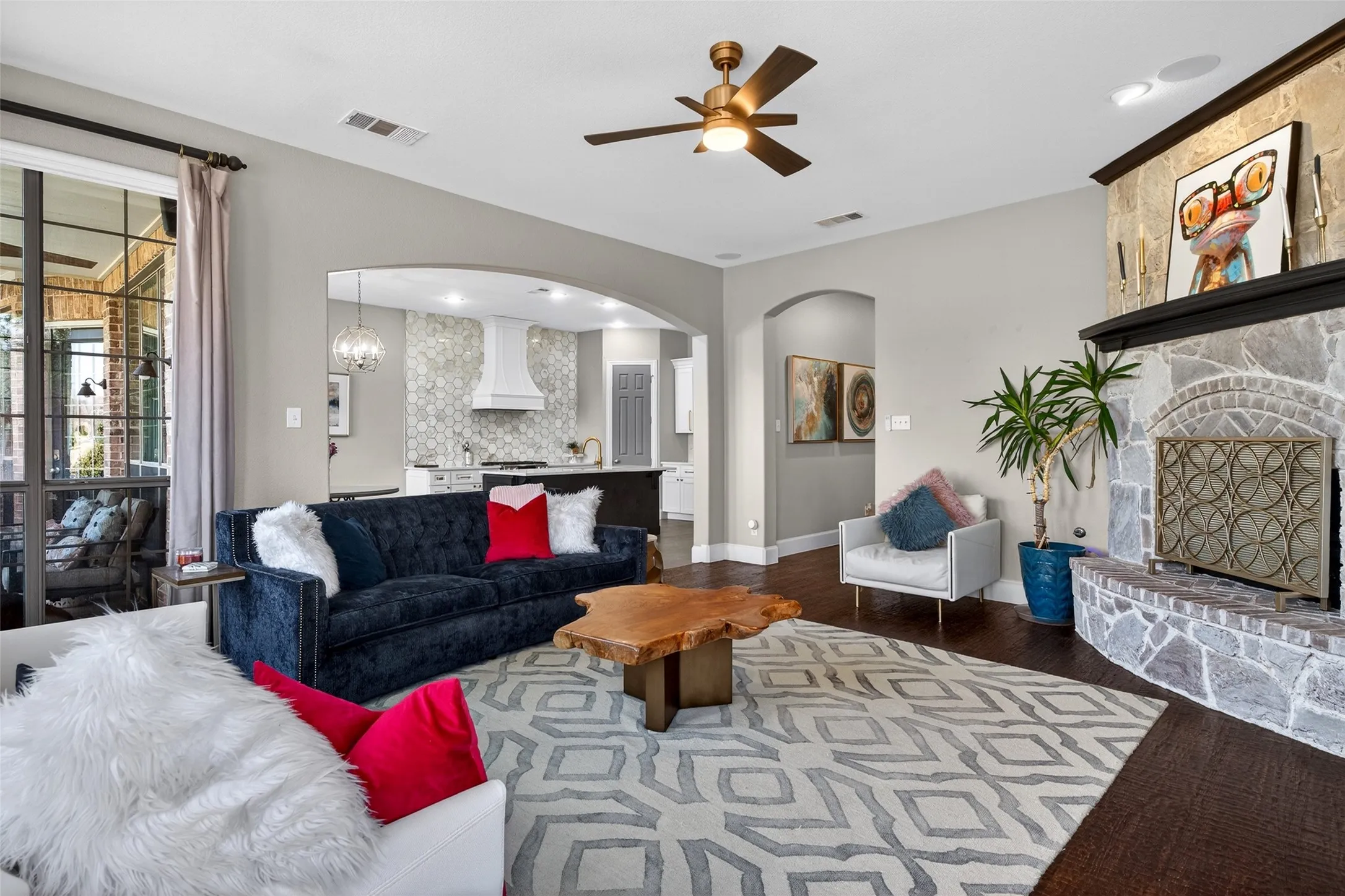 Single Family Residence For Rent in Tarrant County , 301 Foxcroft Lane, Keller, Texas 76248, 4 Bedroom, 4 Bathroom, 3 Garage spaces, 4,231 Sqft, built in 2005, mls#21308680, Real Estate Agent in Keller, Homes For Rent in Tarrant county, Homes For Rent in Keller, Realtor in Keller Texas, Real Estate Brokerage Independent Realty Texas, Luminita Cordes Realtor