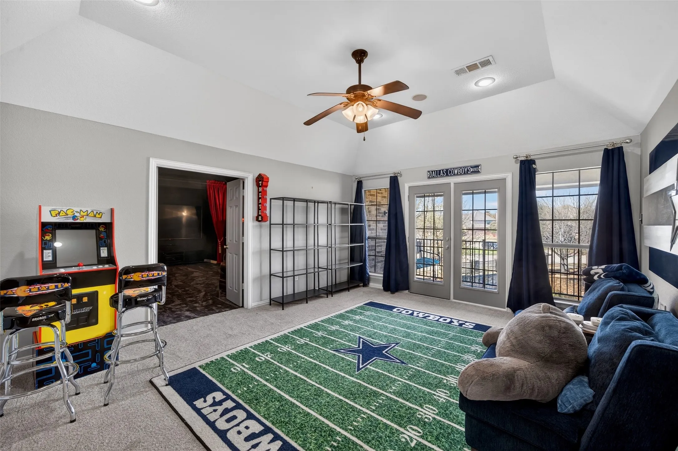 Single Family Residence For Rent in Tarrant County , 301 Foxcroft Lane, Keller, Texas 76248, 4 Bedroom, 4 Bathroom, 3 Garage spaces, 4,231 Sqft, built in 2005, mls#21308680, Real Estate Agent in Keller, Homes For Rent in Tarrant county, Homes For Rent in Keller, Realtor in Keller Texas, Real Estate Brokerage Independent Realty Texas, Luminita Cordes Realtor