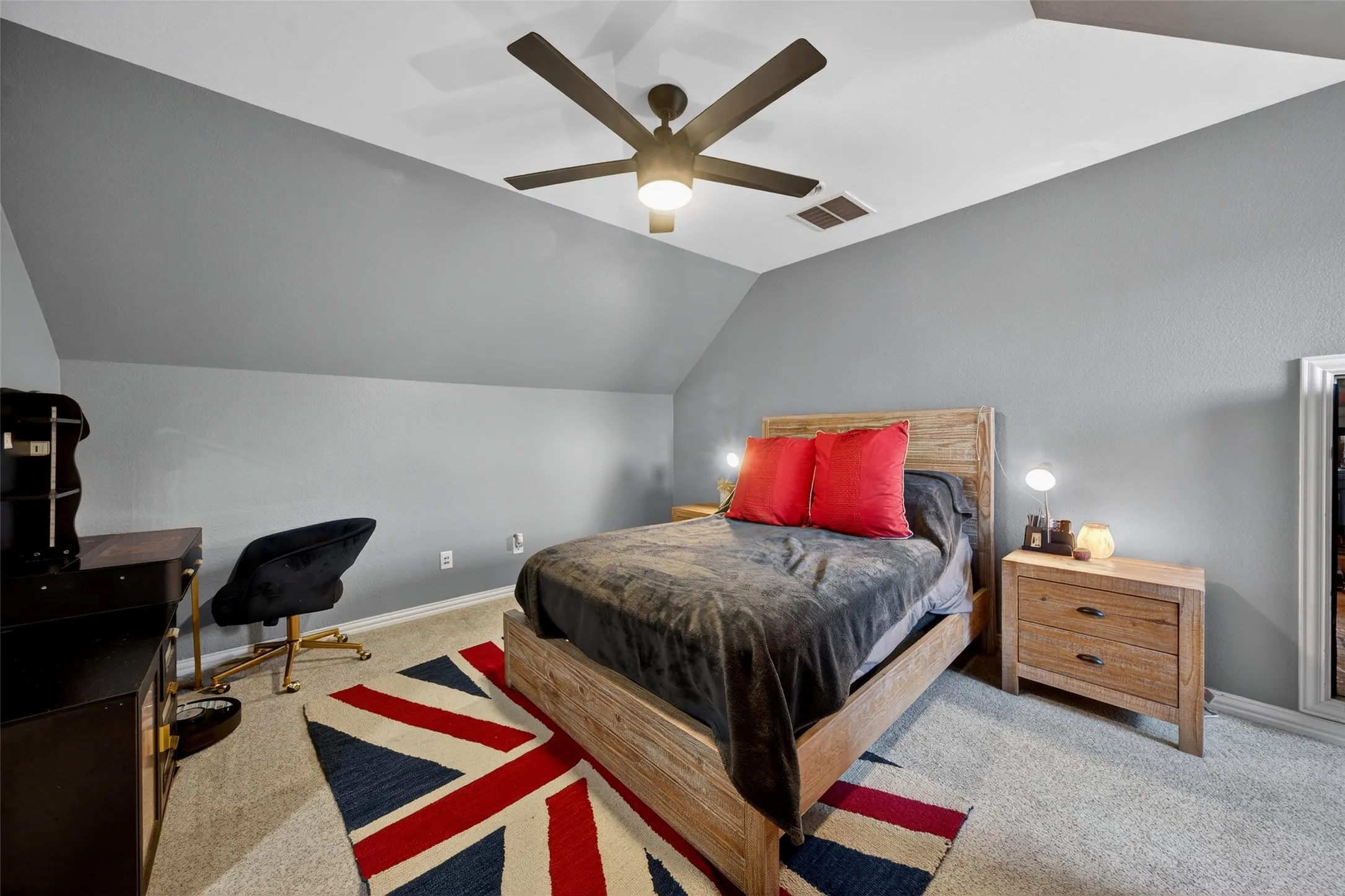 Single Family Residence For Rent in Tarrant County , 301 Foxcroft Lane, Keller, Texas 76248, 4 Bedroom, 4 Bathroom, 3 Garage spaces, 4,231 Sqft, built in 2005, mls#21308680, Real Estate Agent in Keller, Homes For Rent in Tarrant county, Homes For Rent in Keller, Realtor in Keller Texas, Real Estate Brokerage Independent Realty Texas, Luminita Cordes Realtor