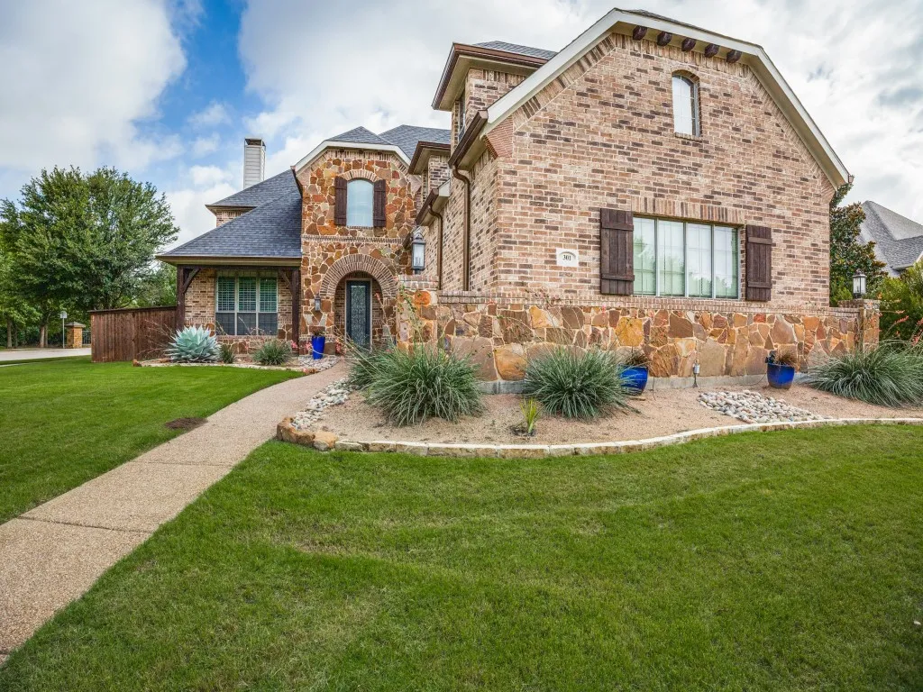 Single Family Residence For Rent in Tarrant County , 301 Foxcroft Lane, Keller, Texas 76248, 4 Bedroom, 4 Bathroom, 3 Garage spaces, 4,231 Sqft, built in 2005, mls#21308680, Real Estate Agent in Keller, Homes For Rent in Tarrant county, Homes For Rent in Keller, Realtor in Keller Texas, Real Estate Brokerage Independent Realty Texas, Luminita Cordes Realtor