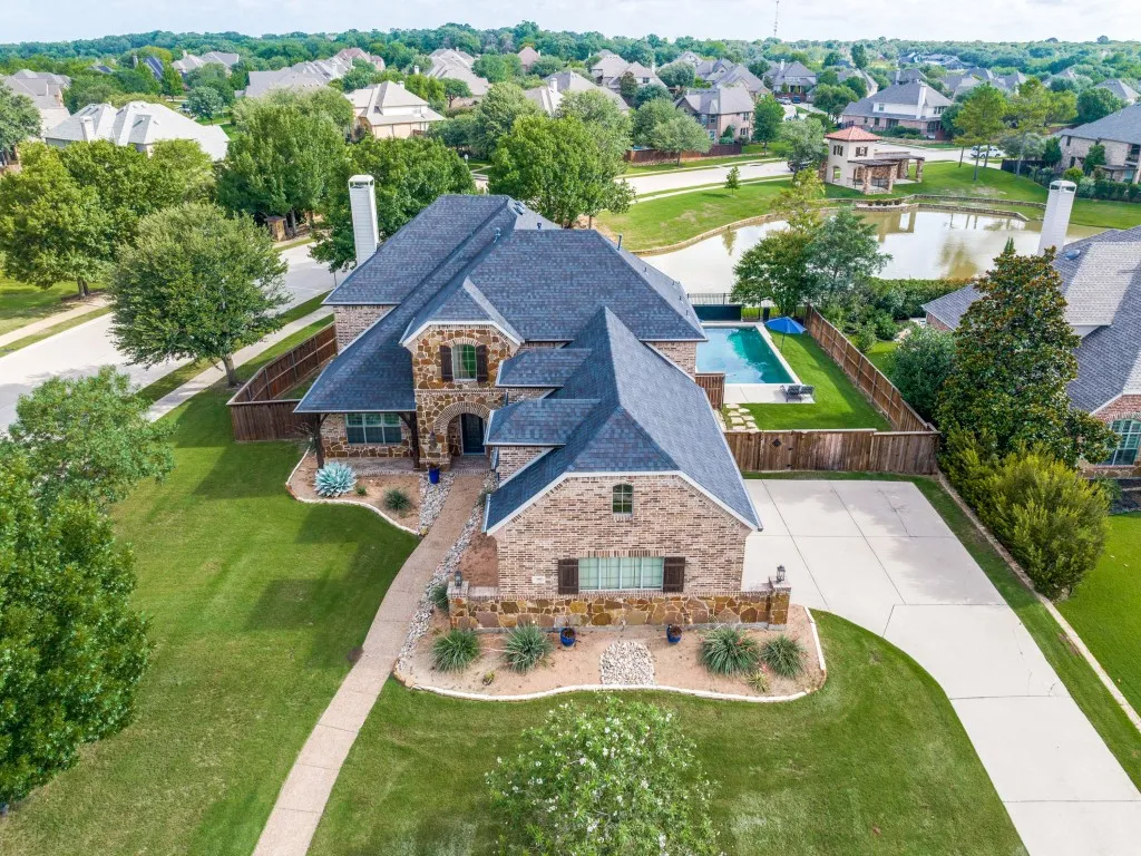 Single Family Residence For Rent in Tarrant County , 301 Foxcroft Lane, Keller, Texas 76248, 4 Bedroom, 4 Bathroom, 3 Garage spaces, 4,231 Sqft, built in 2005, mls#21308680, Real Estate Agent in Keller, Homes For Rent in Tarrant county, Homes For Rent in Keller, Realtor in Keller Texas, Real Estate Brokerage Independent Realty Texas, Luminita Cordes Realtor