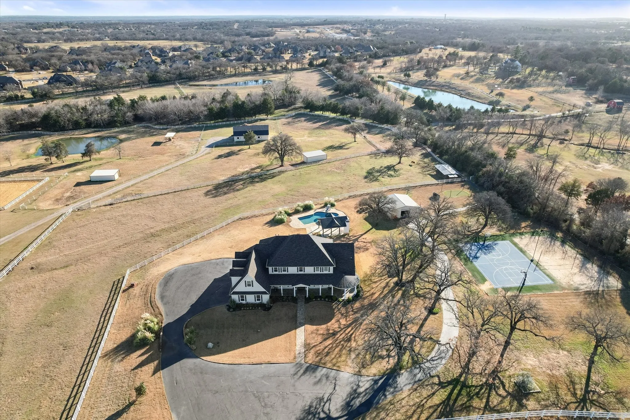 Single Family Residence For Sale in Tarrant County , 6056 Bennett Lawson Road, Mansfield, Texas 76063, 4 Bedroom, 5 Bathroom, 5 Garage spaces, 4,580 Sqft, built in 2008, mls#21308691, Real Estate Agent in Mansfield, Homes For Sale in Tarrant county, Homes For Sale in Mansfield, Realtor in Mansfield Texas, Real Estate Brokerage Independent Realty Texas, Luminita Cordes Realtor