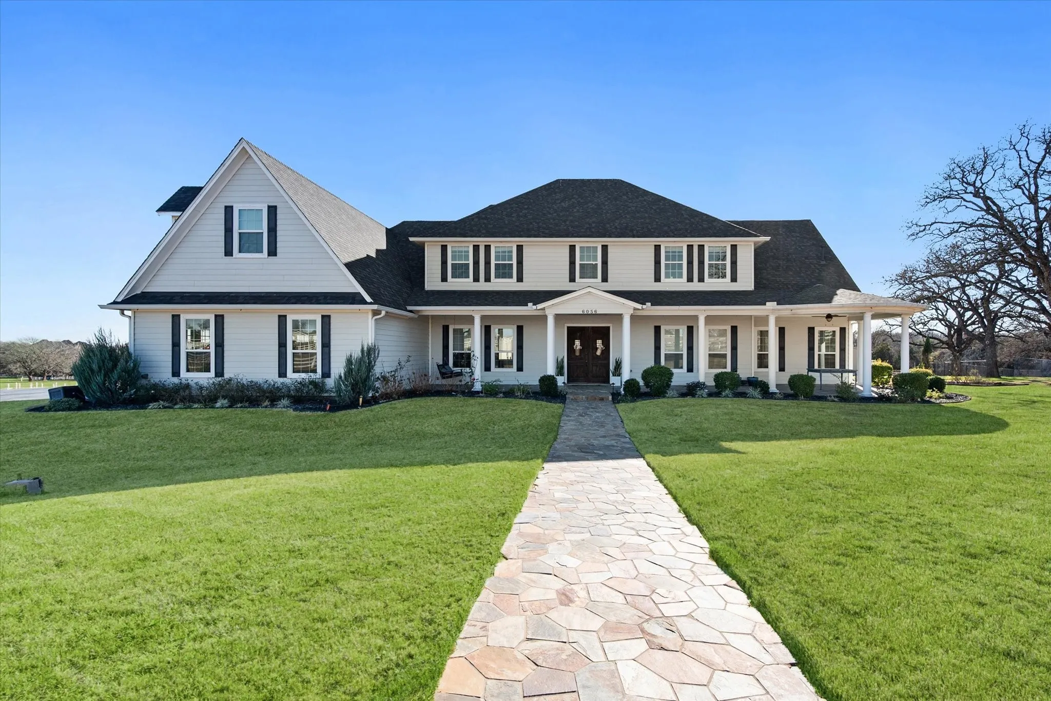 Single Family Residence For Sale in Tarrant County , 6056 Bennett Lawson Road, Mansfield, Texas 76063, 4 Bedroom, 5 Bathroom, 5 Garage spaces, 4,580 Sqft, built in 2008, mls#21308691, Real Estate Agent in Mansfield, Homes For Sale in Tarrant county, Homes For Sale in Mansfield, Realtor in Mansfield Texas, Real Estate Brokerage Independent Realty Texas, Luminita Cordes Realtor