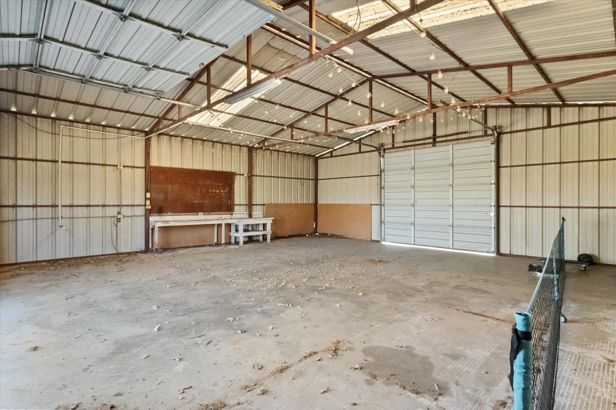Single Family Residence For Sale in Tarrant County , 6056 Bennett Lawson Road, Mansfield, Texas 76063, 4 Bedroom, 5 Bathroom, 5 Garage spaces, 4,580 Sqft, built in 2008, mls#21308691, Real Estate Agent in Mansfield, Homes For Sale in Tarrant county, Homes For Sale in Mansfield, Realtor in Mansfield Texas, Real Estate Brokerage Independent Realty Texas, Luminita Cordes Realtor