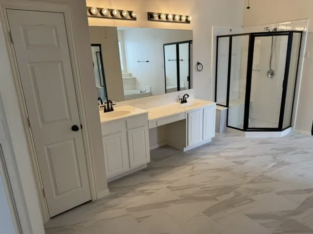Single Family Residence For Rent in Collin County , 2413 Aberdeen Avenue, Mc Kinney, Texas 75072, 3 Bedroom, 3 Bathroom, 2 Garage spaces, 2,778 Sqft, built in 2001, mls#21308565, Real Estate Agent in Mc Kinney, Homes For Rent in Collin county, Homes For Rent in Mc Kinney, Realtor in Mc Kinney Texas, Real Estate Brokerage Independent Realty Texas, Luminita Cordes Realtor