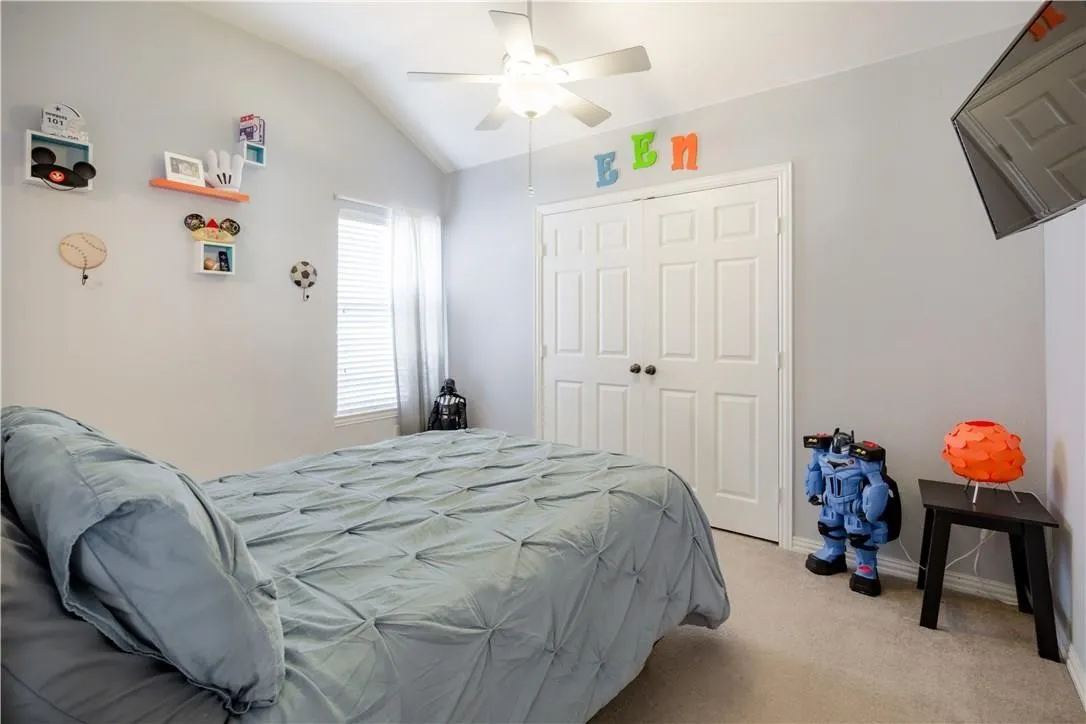 Single Family Residence For Rent in Collin County , 2413 Aberdeen Avenue, Mc Kinney, Texas 75072, 3 Bedroom, 3 Bathroom, 2 Garage spaces, 2,778 Sqft, built in 2001, mls#21308565, Real Estate Agent in Mc Kinney, Homes For Rent in Collin county, Homes For Rent in Mc Kinney, Realtor in Mc Kinney Texas, Real Estate Brokerage Independent Realty Texas, Luminita Cordes Realtor
