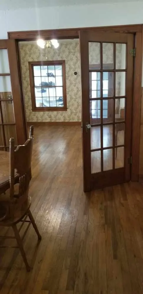 Farm For Sale in Henderson County , 13545 Fm 773, Murchison, Texas 75778, 2 Bedroom, 1 Bathroom, Garage spaces, 1,470 Sqft, built in 1879, Price $435,000, mls#21308695, Real Estate Agent in Murchison, Homes For Sale in Henderson county, Homes For Sale in Murchison, Realtor in Murchison Texas, Real Estate Brokerage Independent Realty Texas, Luminita Cordes Realtor