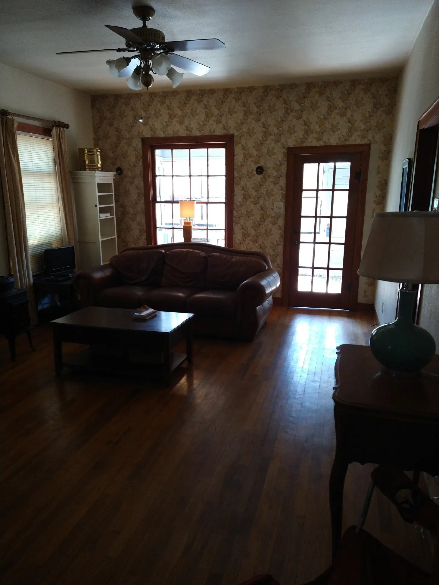 Farm For Sale in Henderson County , 13545 Fm 773, Murchison, Texas 75778, 2 Bedroom, 1 Bathroom, Garage spaces, 1,470 Sqft, built in 1879, Price $435,000, mls#21308695, Real Estate Agent in Murchison, Homes For Sale in Henderson county, Homes For Sale in Murchison, Realtor in Murchison Texas, Real Estate Brokerage Independent Realty Texas, Luminita Cordes Realtor