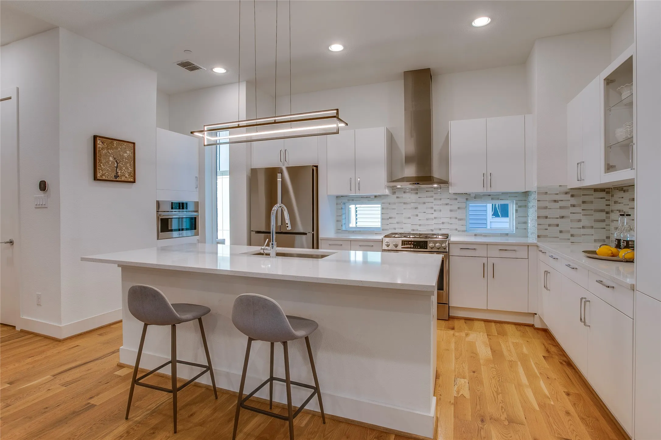 Townhouse For Sale in Dallas County , 1936 Kearney Court, Dallas, Texas 75204, 3 Bedroom, 4 Bathroom, 2 Garage spaces, 2,171 Sqft, built in 2022, mls#21308688, Real Estate Agent in Dallas, Homes For Sale in Dallas county, Homes For Sale in Dallas, Realtor in Dallas Texas, Real Estate Brokerage Independent Realty Texas, Luminita Cordes Realtor